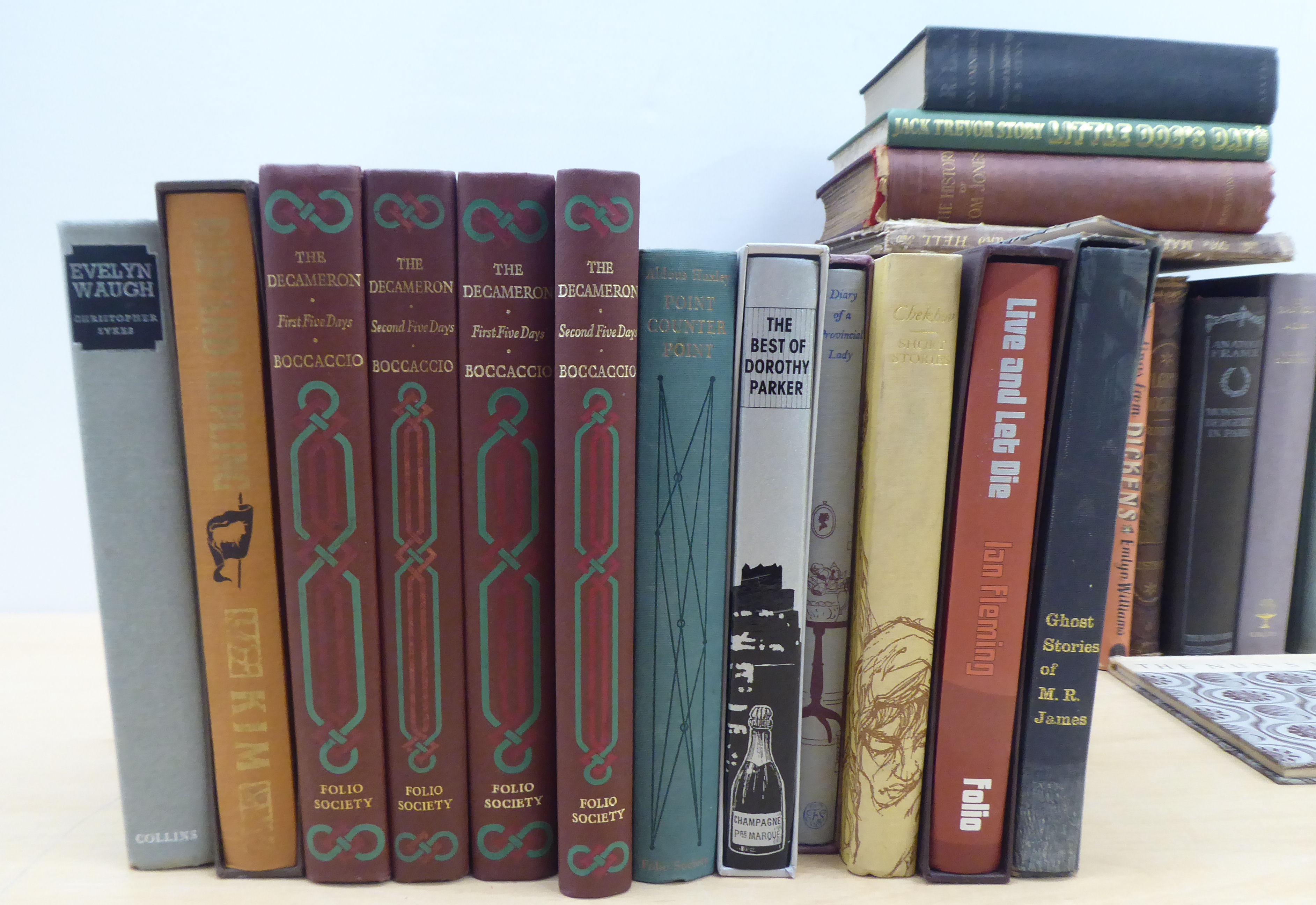Books; Mainly 19thC and 20thC literature: to include works by Dickens, Fleming, Shakespeare, Rudyard - Image 8 of 9