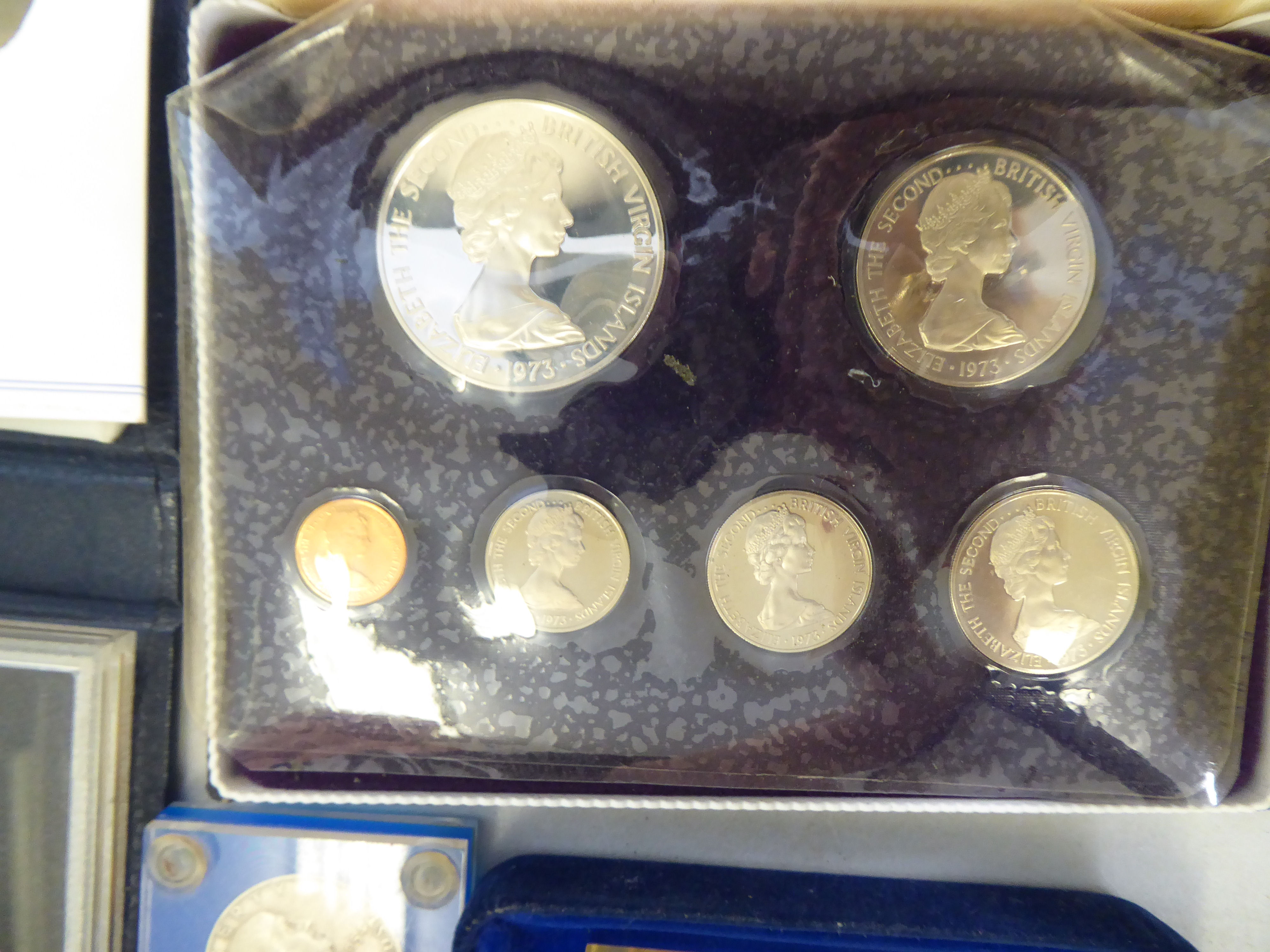 Uncollated 19th/20thC mainly British coins: to include a 1987 Royal Mint Guernsey proof set  cased - Image 4 of 4