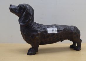 A cast bronze model, a dachshund  7"h