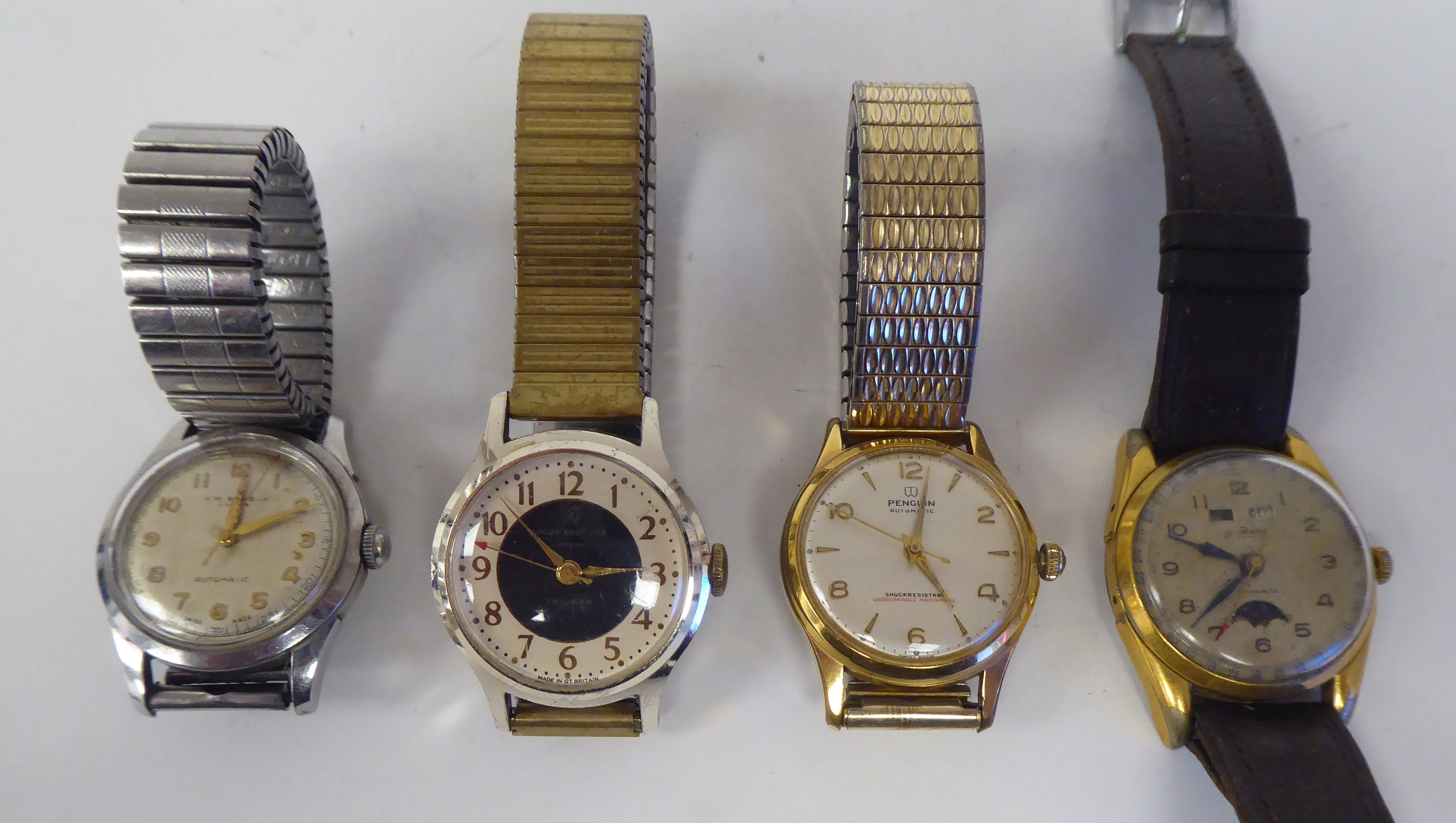 Four variously cased and strapped vintage wristwatches - Image 2 of 10