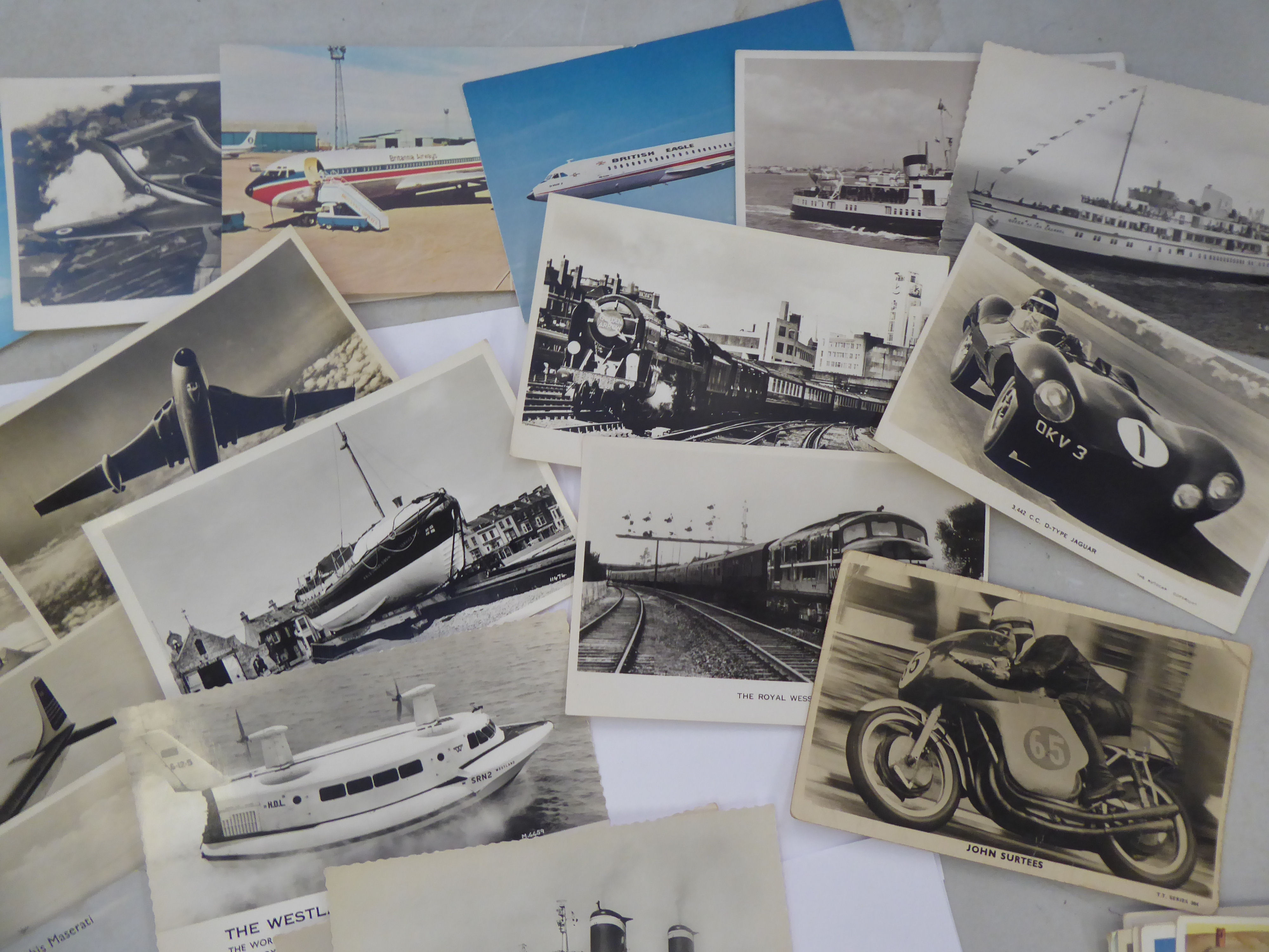 An uncollated collection of postcards, mainly passenger liners, aircraft and motorcycle racing: to - Image 3 of 3