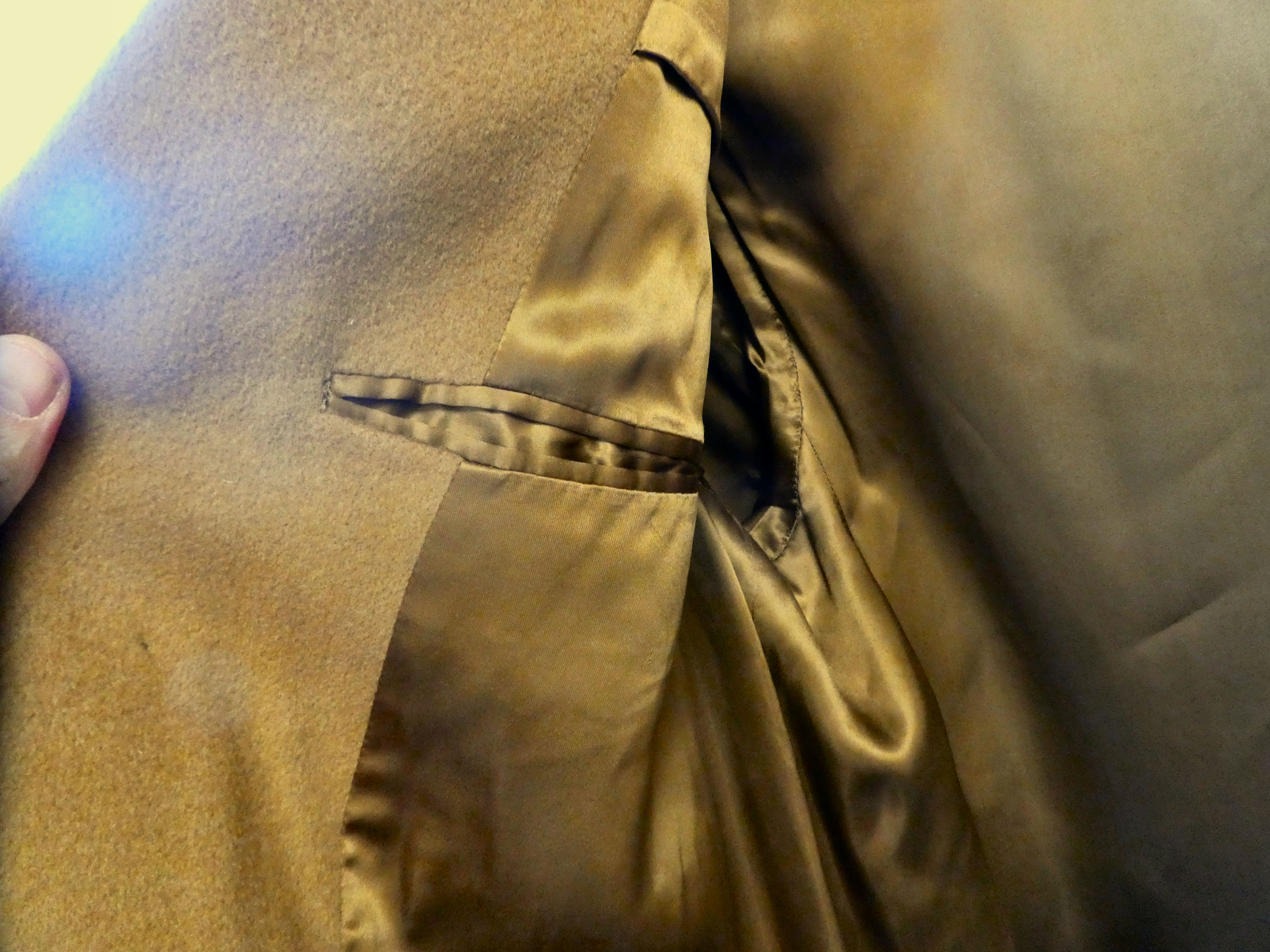 A Daks of London mans tan brown fabric three quarter length coat  approx. size 44" regular/large - Image 3 of 5
