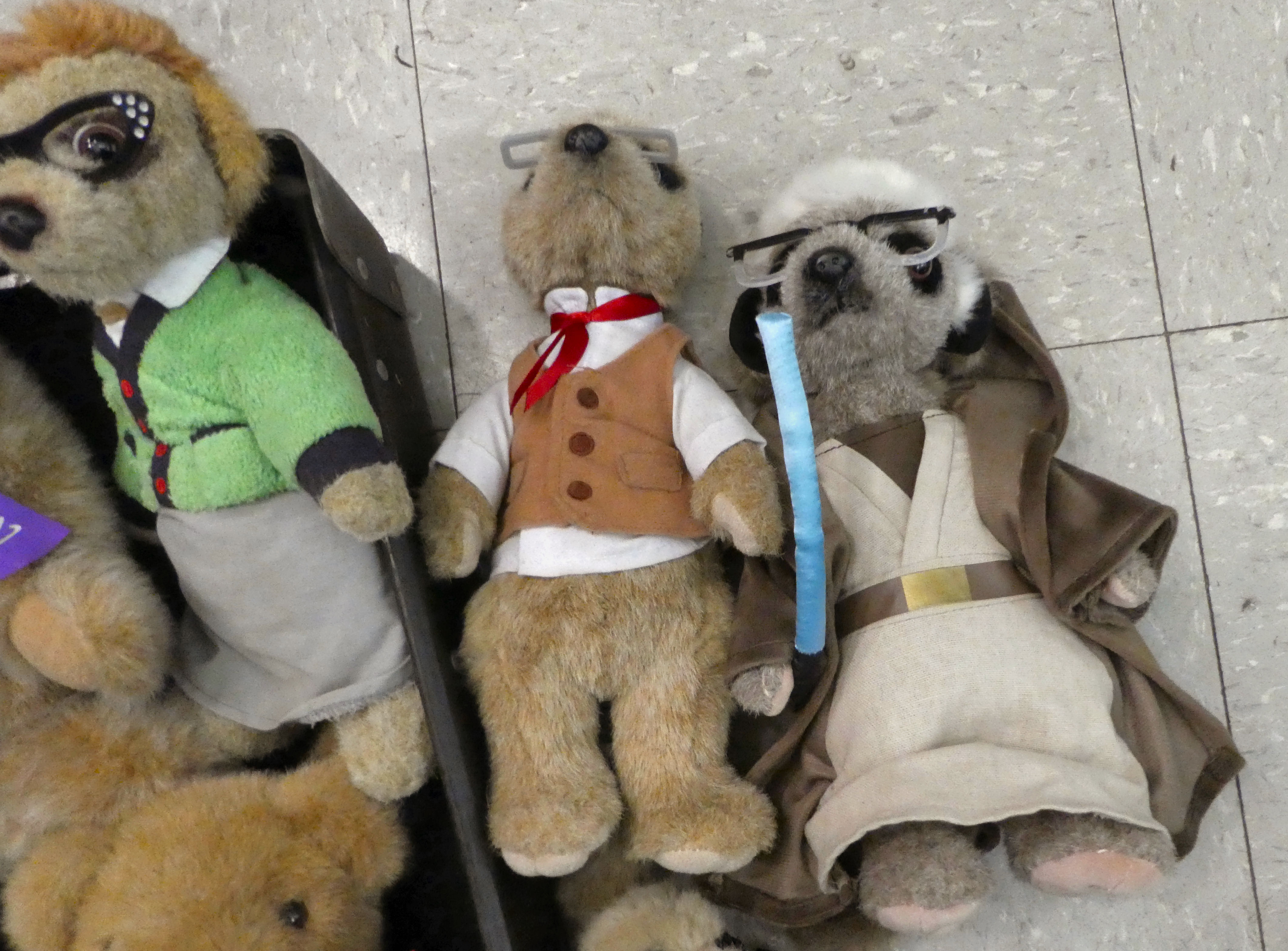 Modern soft toys: to include a family of meerkats - Image 2 of 3