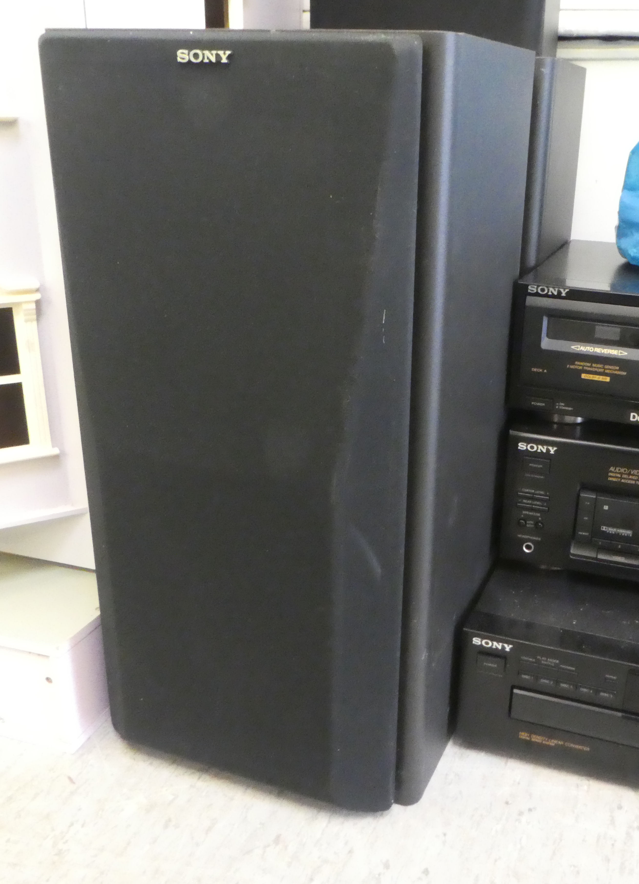 Sony stacking stereo equipment and two pair of speakers - Image 3 of 3