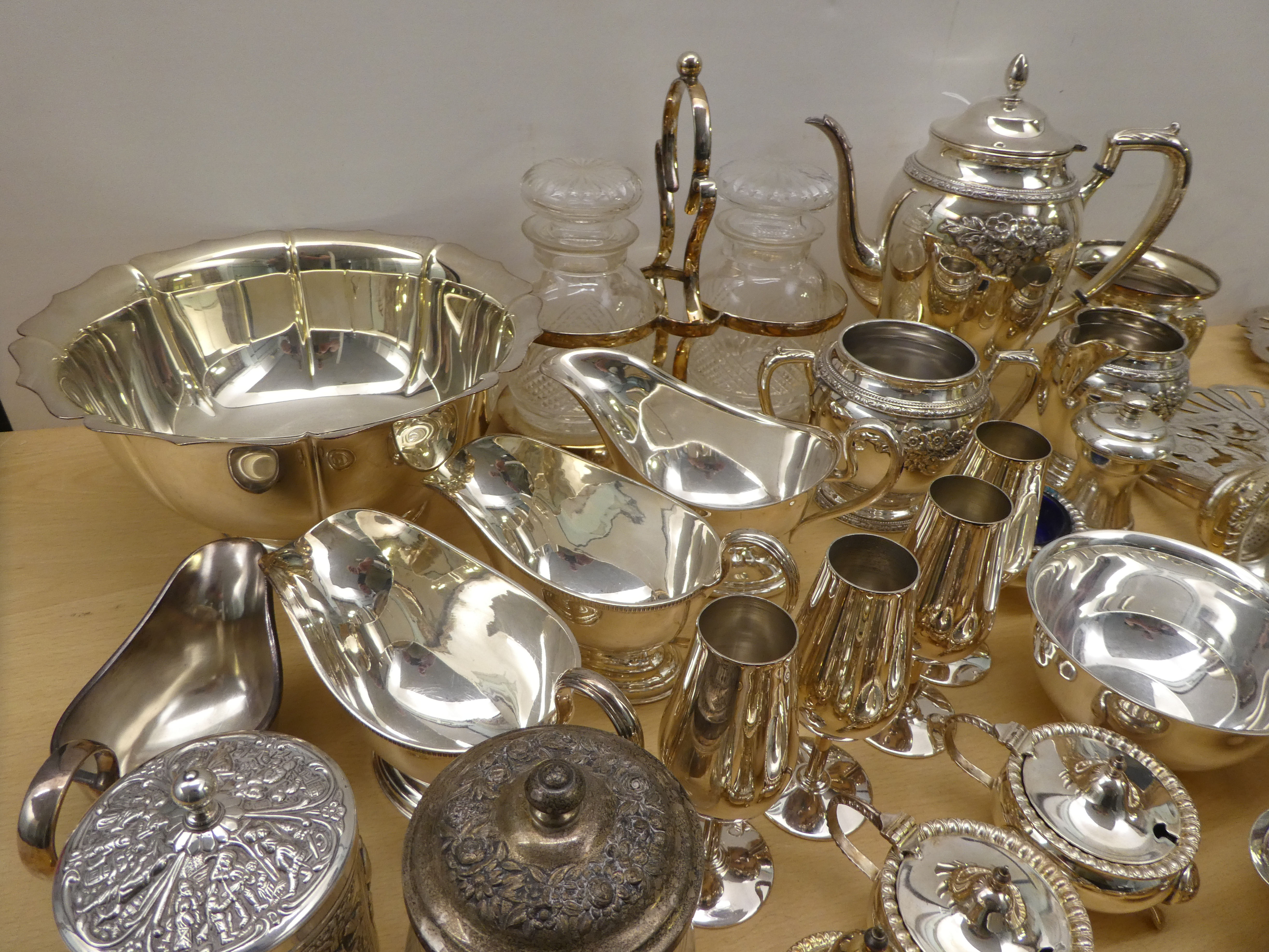 Silver plated tableware, mainly condiments pots and sauce boats - Image 2 of 7