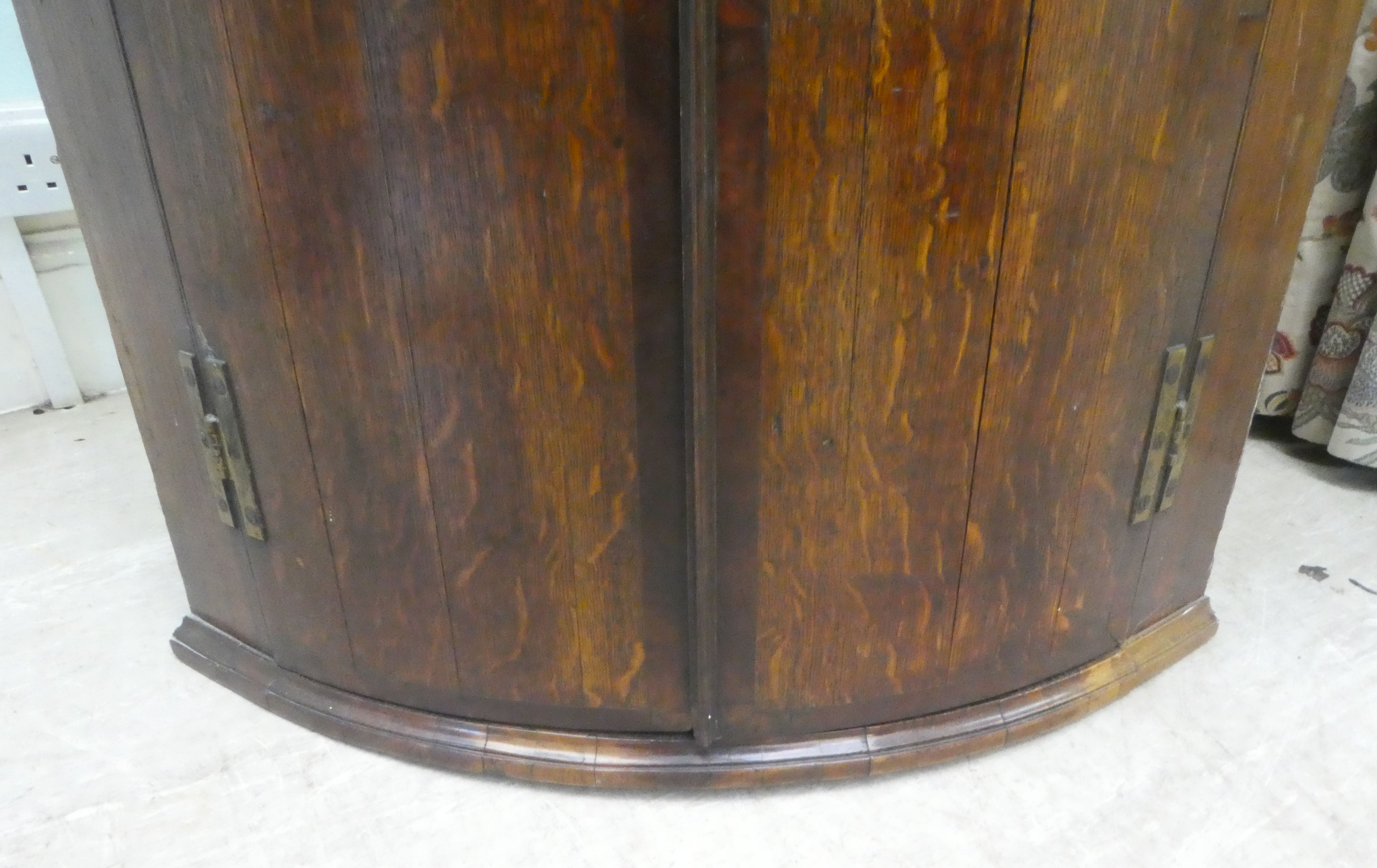 A George III oak quadrant corner cabinet  43"h  27"w - Image 2 of 5