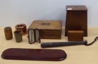 20thC mainly wooden collectables: to include a horn beaker; and a 1920s oak desk tidy with a fall