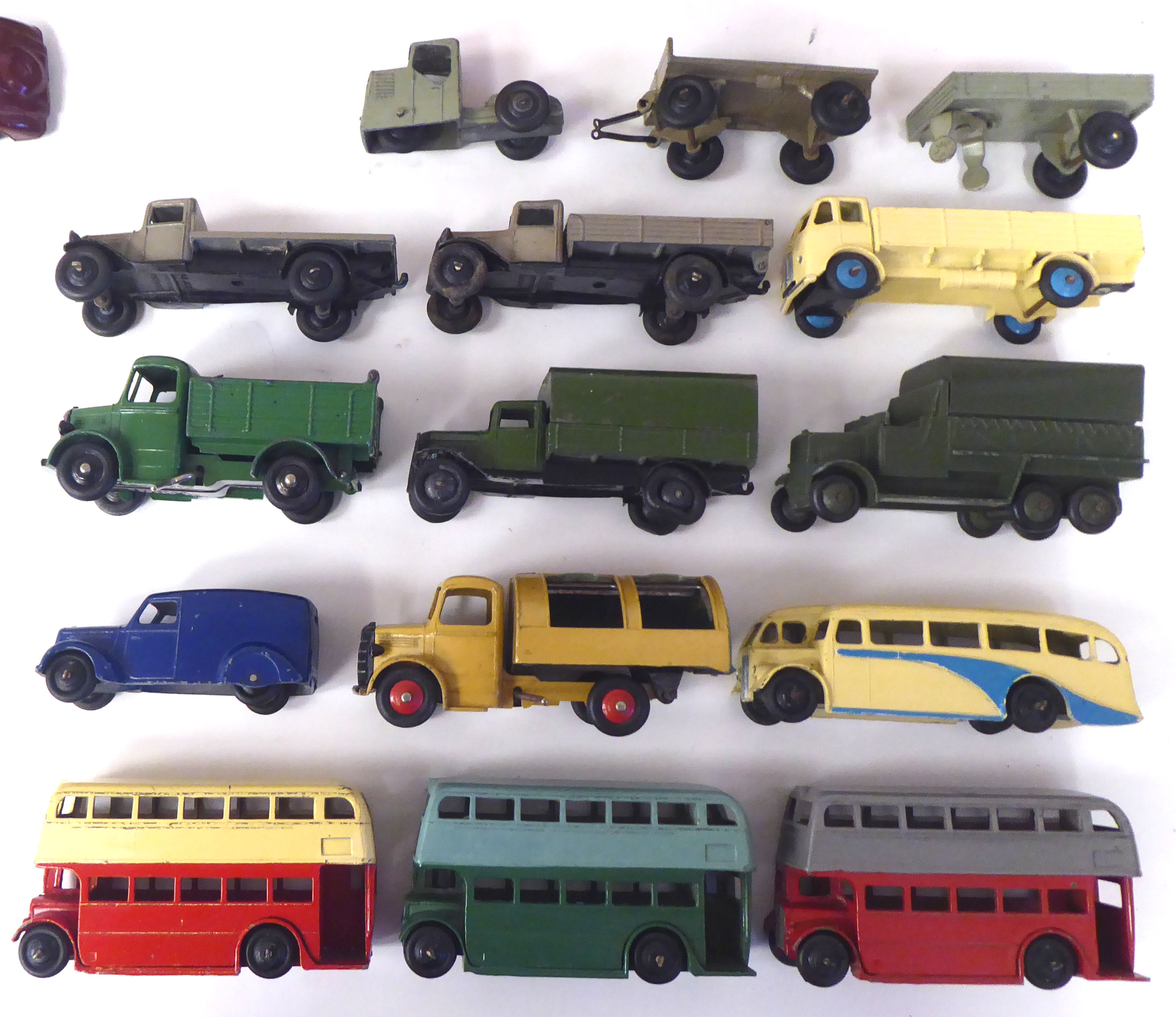 Twenty five vintage Dinky painted diecast model vehicles, some boxed: to include a Guy 4 ton - Image 2 of 15