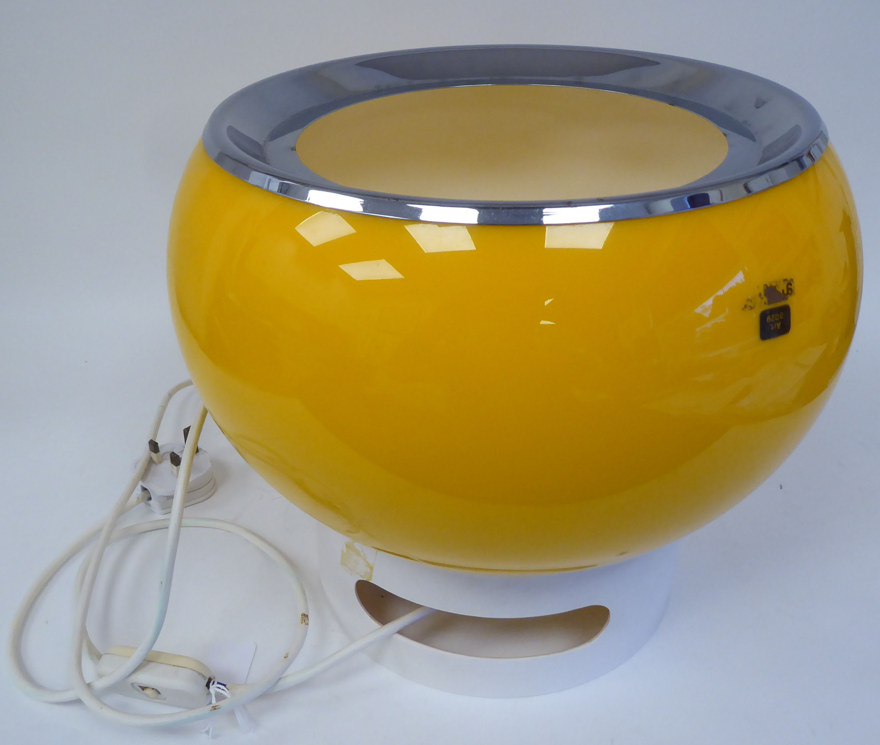 A vintage 1970s 'Glan' Harvey Guzzini lamp, in yellow and white with a chromium plated rim  12"h - Image 2 of 4