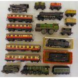 00 gauge model railway accessories: to include a 4-6-2 locomotive and tender