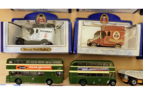 Diecast model vehicles: to include a Corgi No.41 Silver Jubilee Coach  boxed - Image 3 of 8