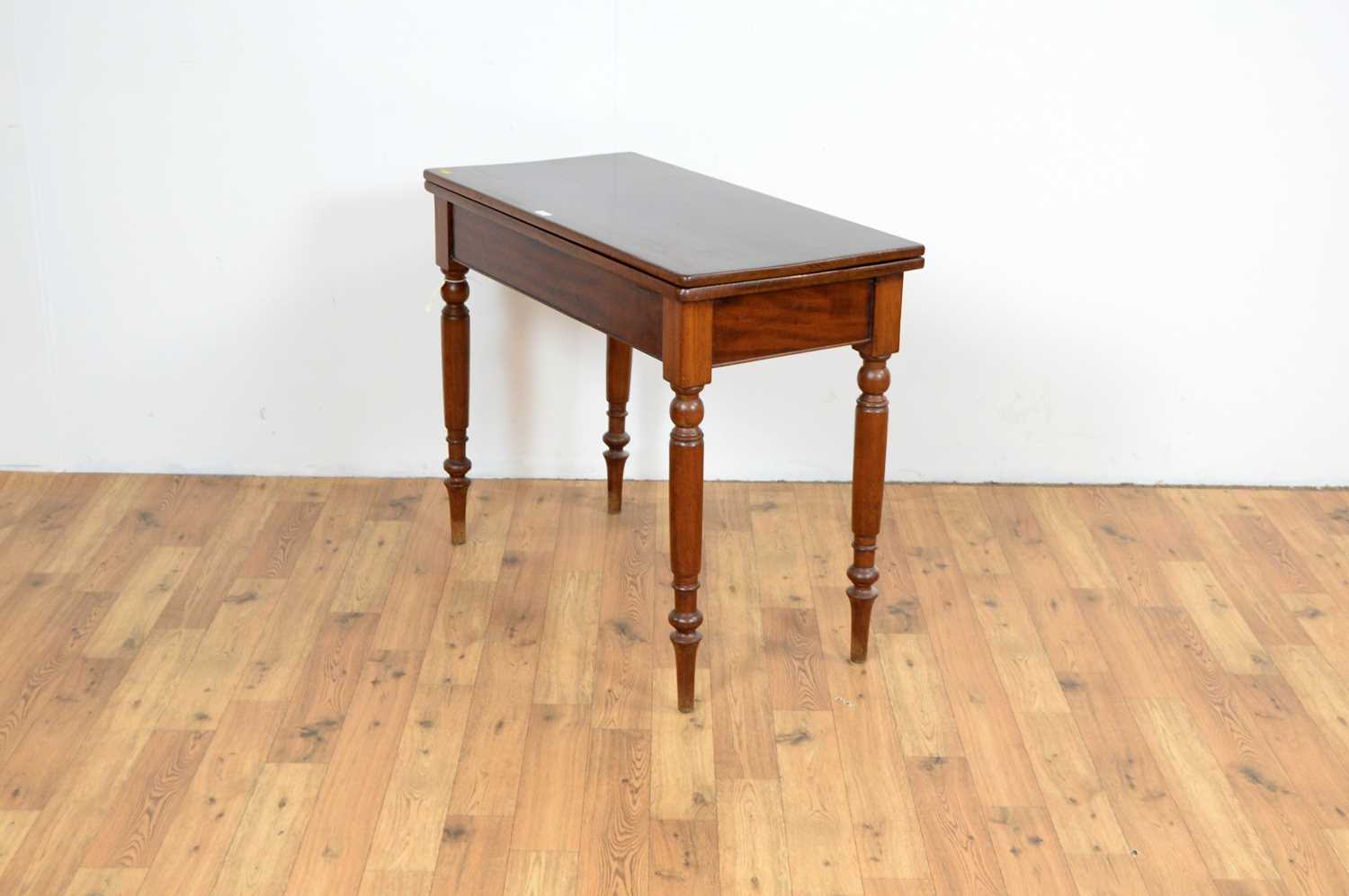 A late Victorian mahogany tea table - Image 2 of 12