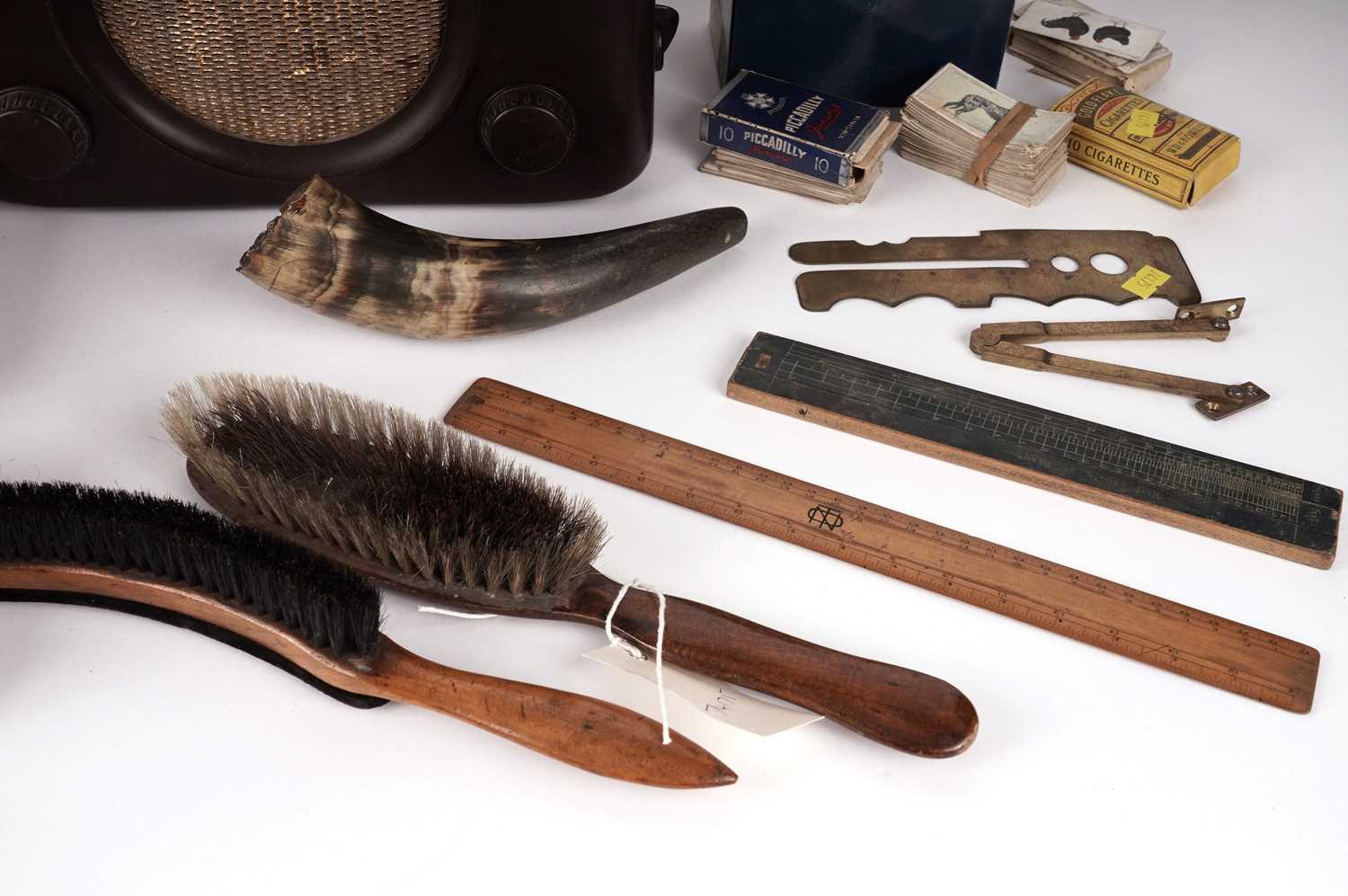 A Bush Bakelite radio, a Primus Pocket stove, and a selection of collector’s items - Image 8 of 8