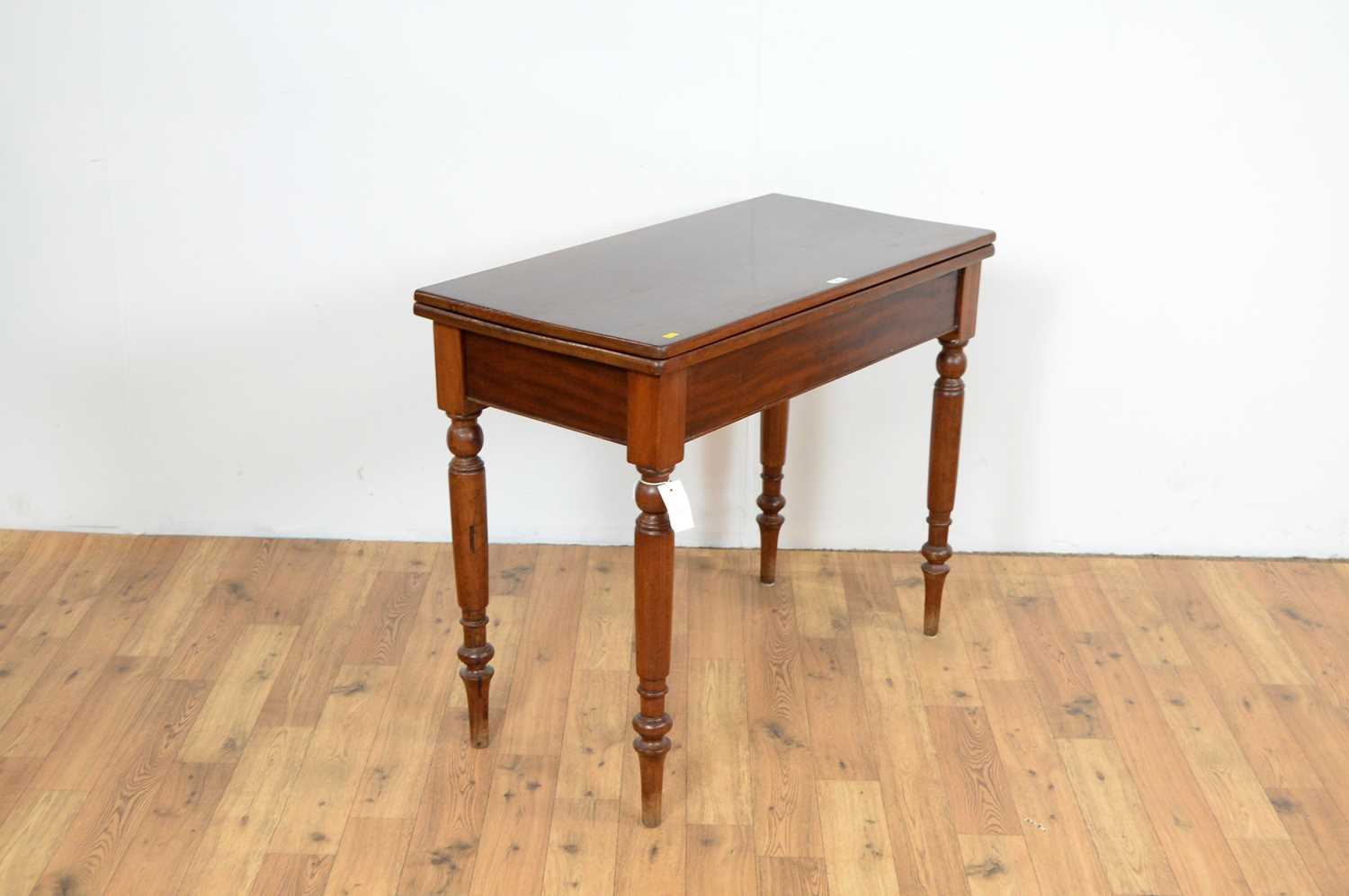 A late Victorian mahogany tea table - Image 3 of 12