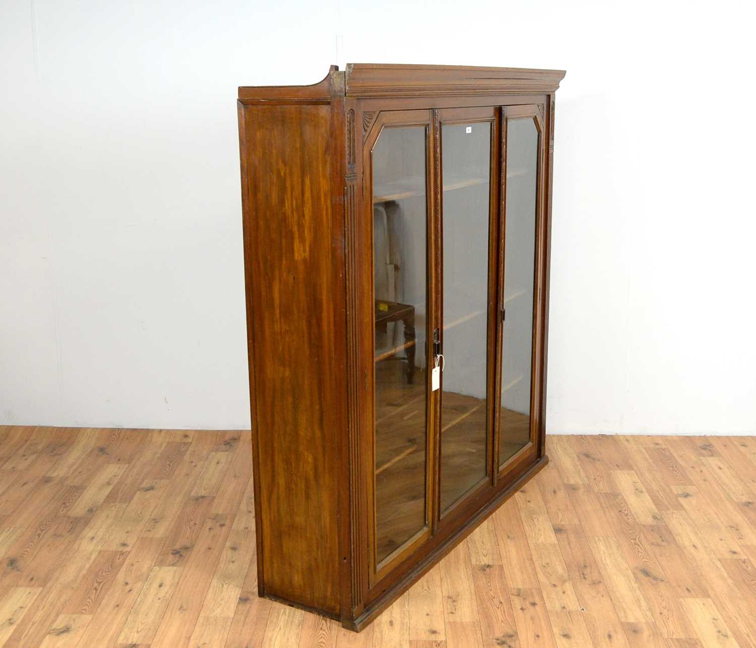 Early 20th Century mahogany bookcase - Image 4 of 4