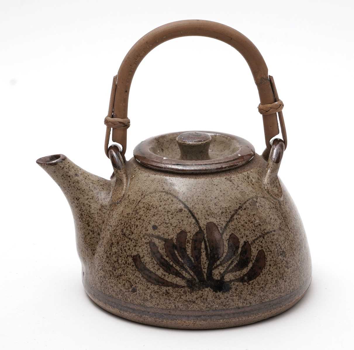 David Leach Lowerdown pottery teapot - Image 2 of 15