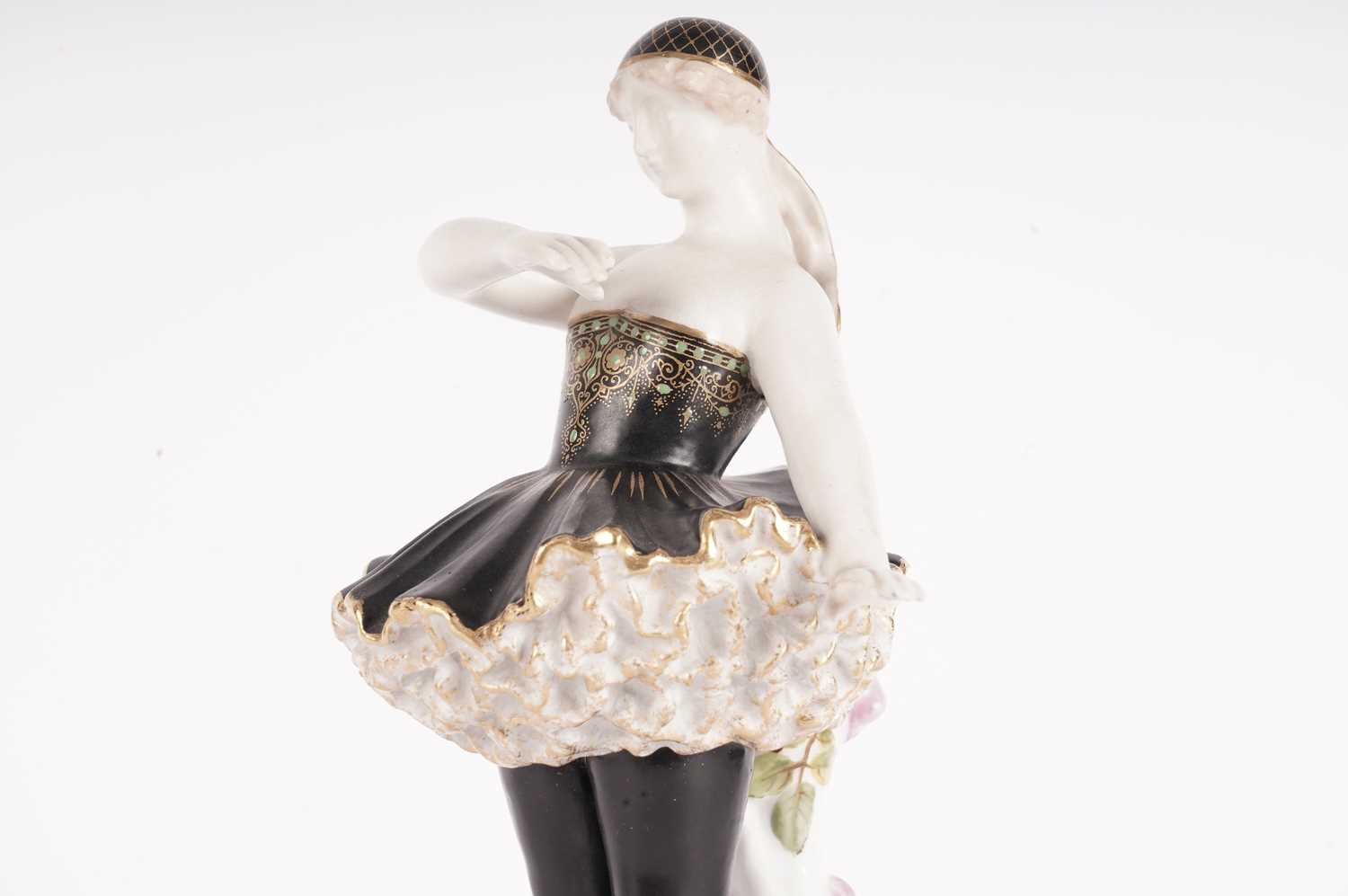 Rare Worcester figure of a ballet dancer - Image 3 of 10