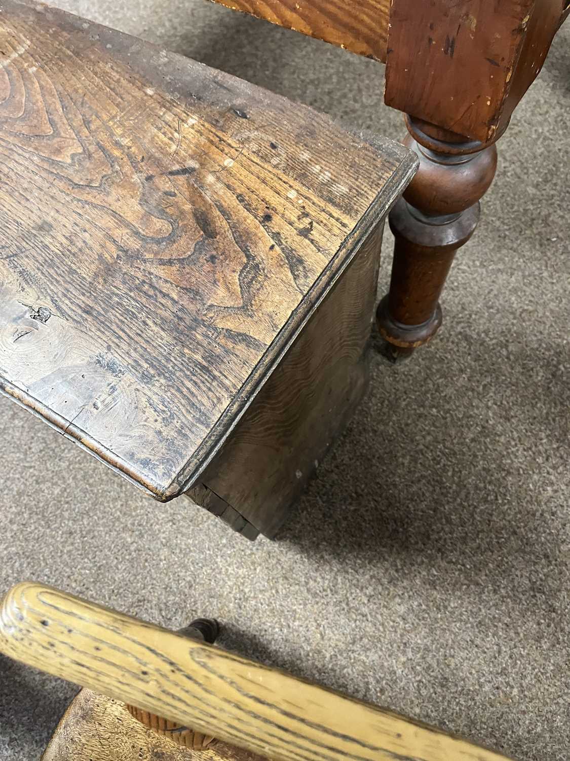 An early 18th Century oak six-plank coffer - Image 10 of 14