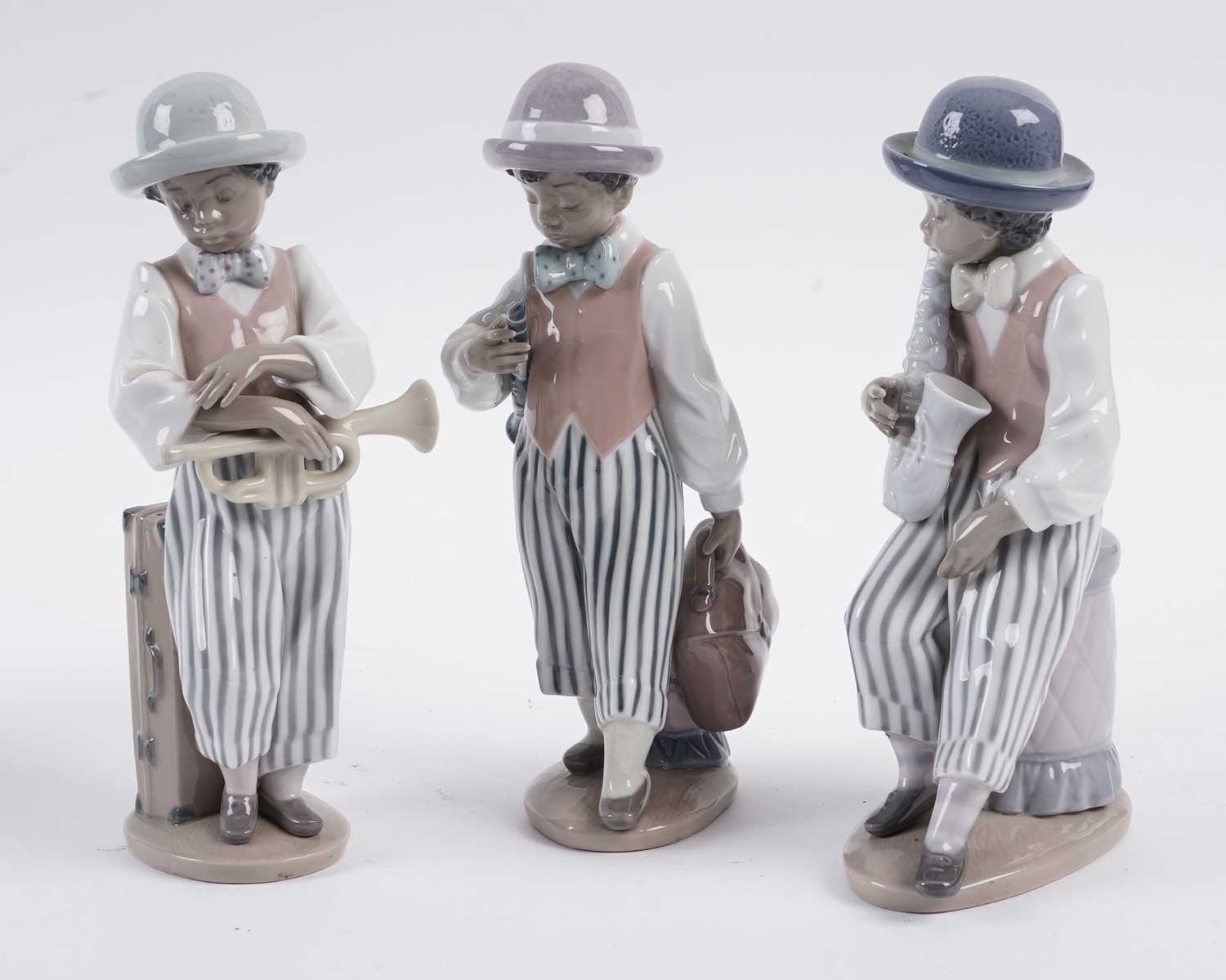 A Lladro decorative ceramic jazz band - Image 2 of 5