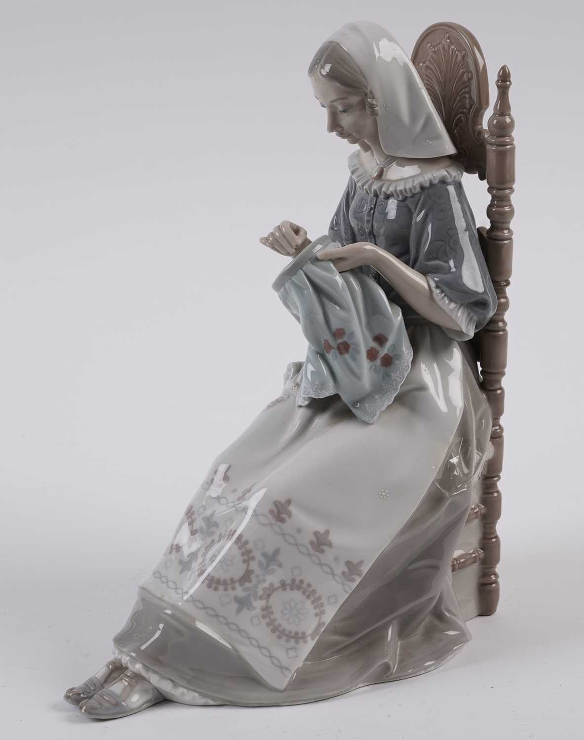 Lladro figurine of an embroiderer - Image 3 of 7