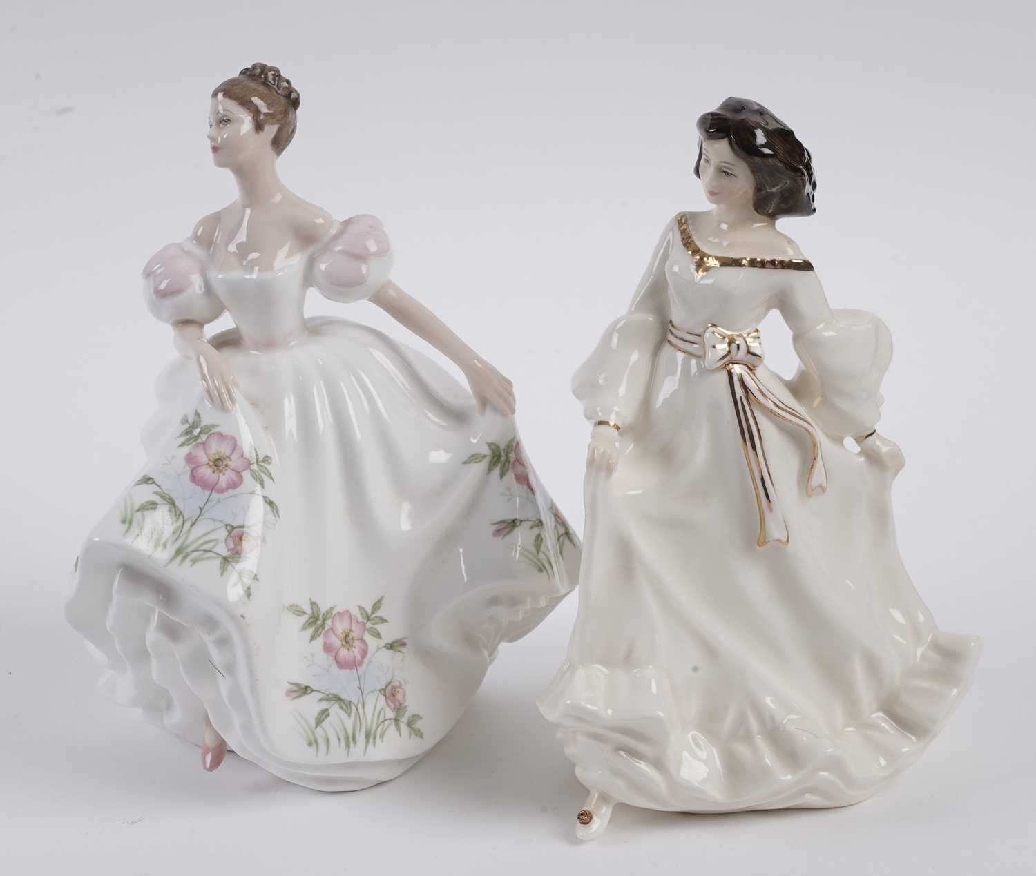 A collection of Royal Doulton ceramic figures of ladies - Image 2 of 12
