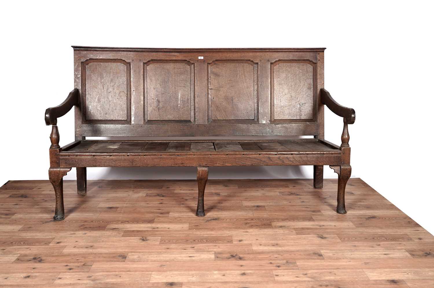 A Georgian oak hall settle - Image 2 of 6