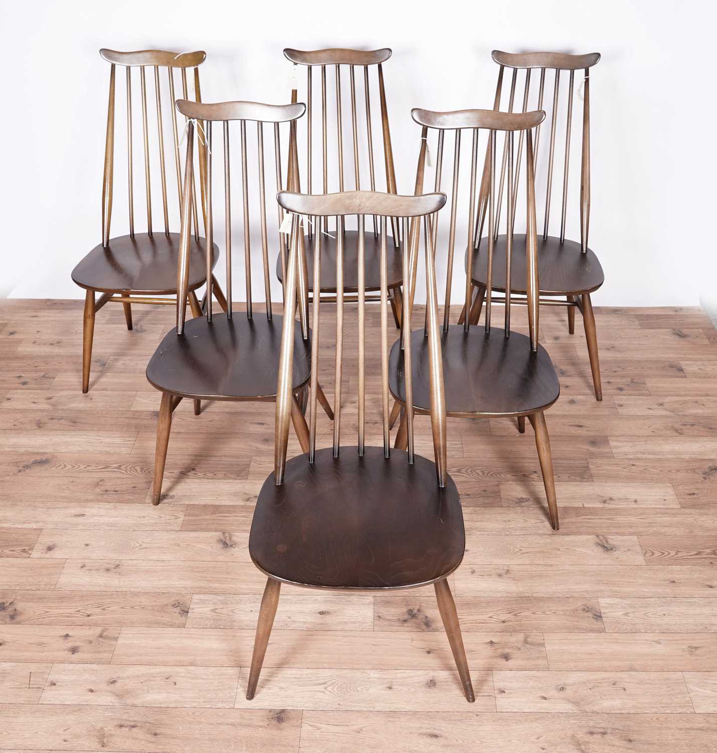 A Ercol Windsor table and six Goldsmith's chairs - Bild 7 aus 9
