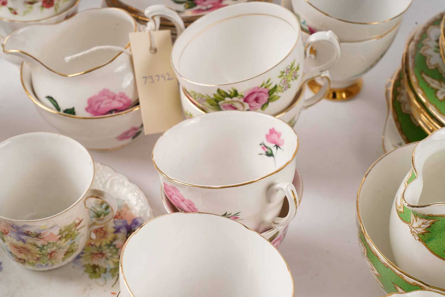 A collection of ceramics by Royal Albert and others - Image 6 of 6