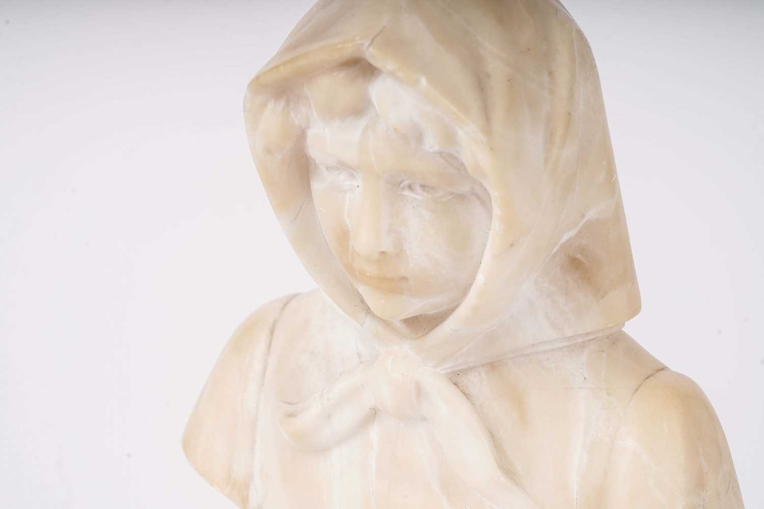 A 19th Century alabaster bust of a young girl - Image 2 of 3