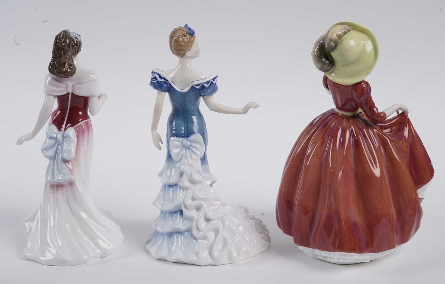 A collection of Royal Doulton ceramic figures of ladies - Image 4 of 9