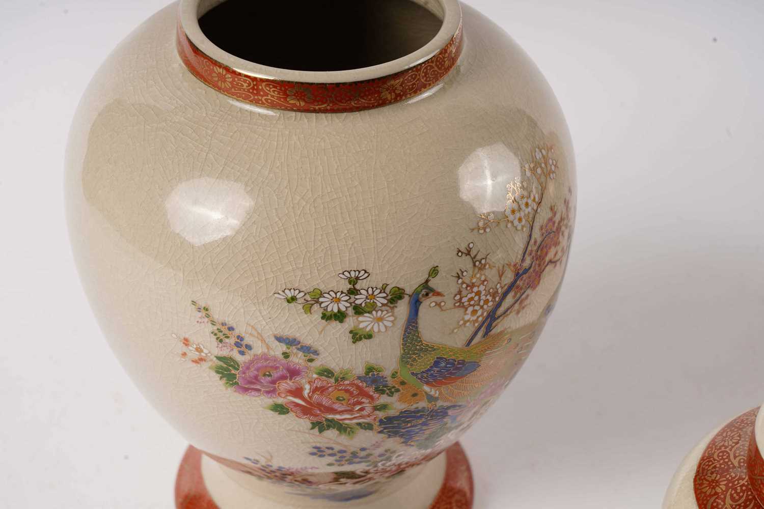 Japanese ceramic baluster vase and other Asian inspired ceramics - Image 4 of 7