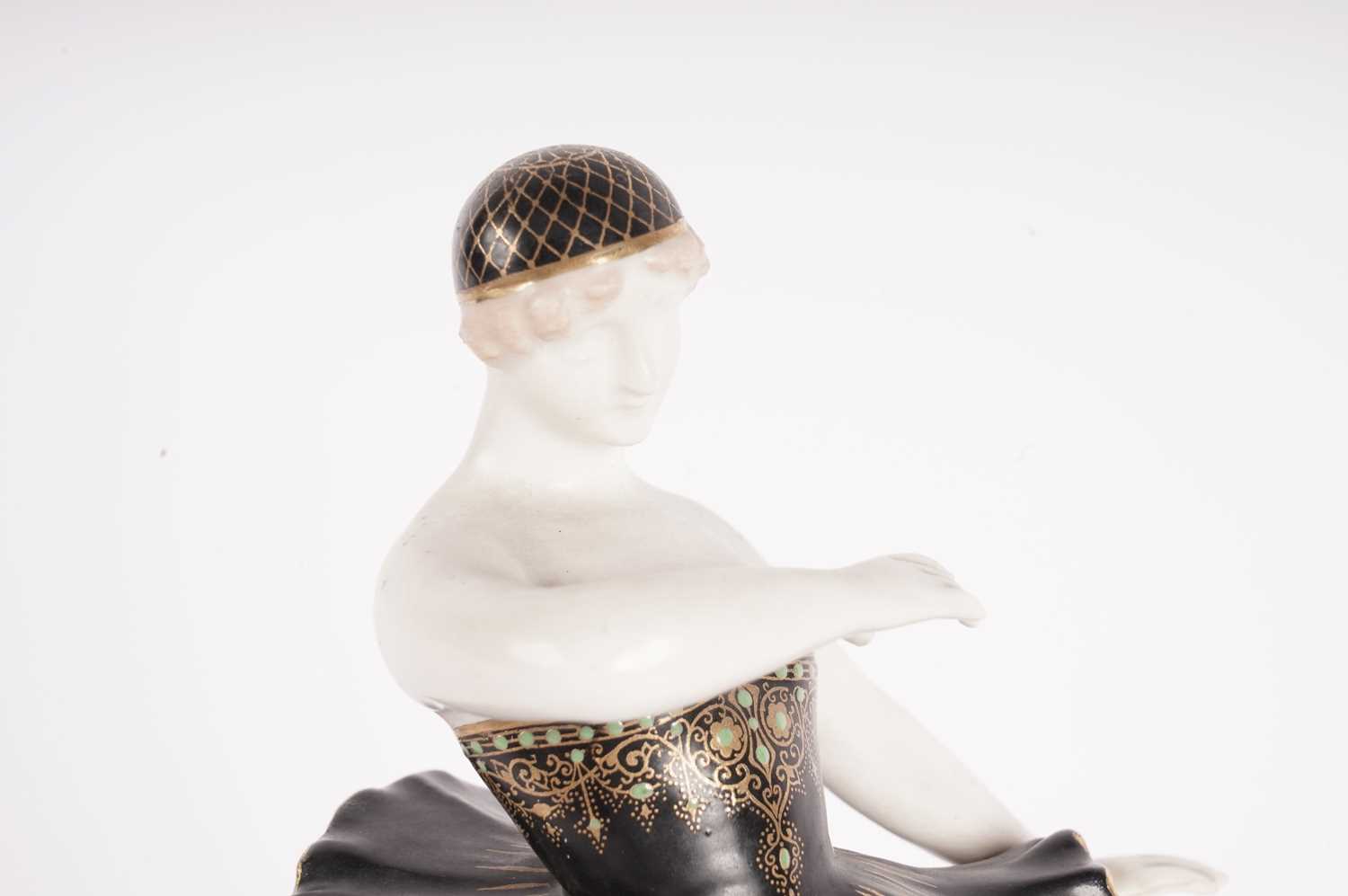 Rare Worcester figure of a ballet dancer - Image 5 of 10