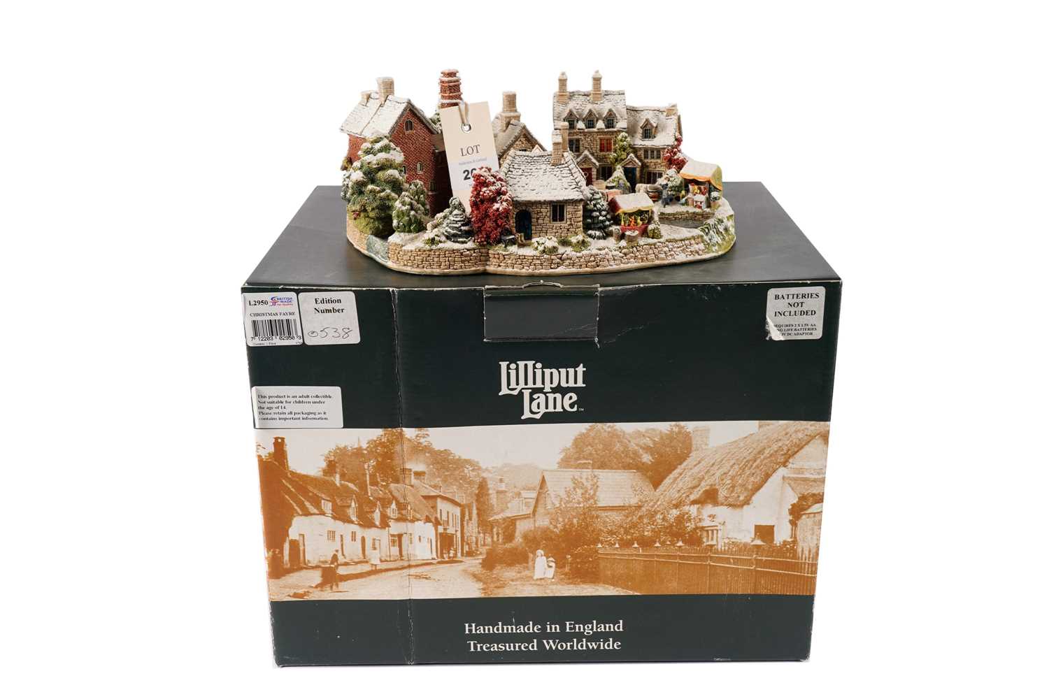 A Lilliput Lane limited edition model