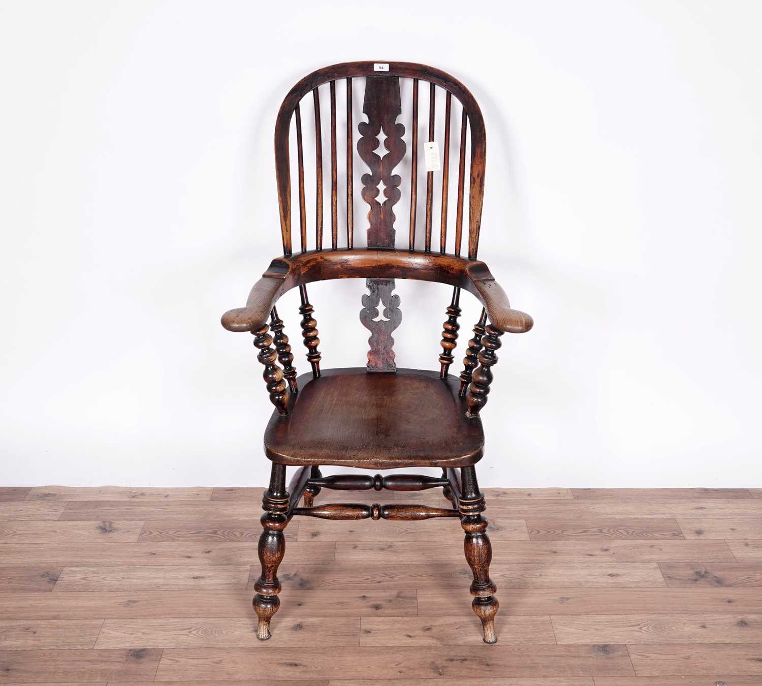 A 19th Century stained-oak and elm bow-back Windsor chair - Image 2 of 5