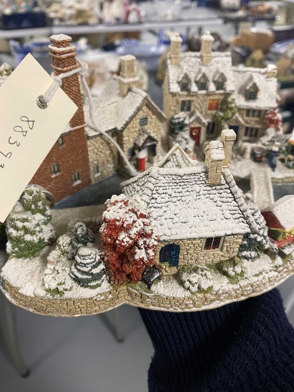 A Lilliput Lane limited edition model - Image 3 of 5