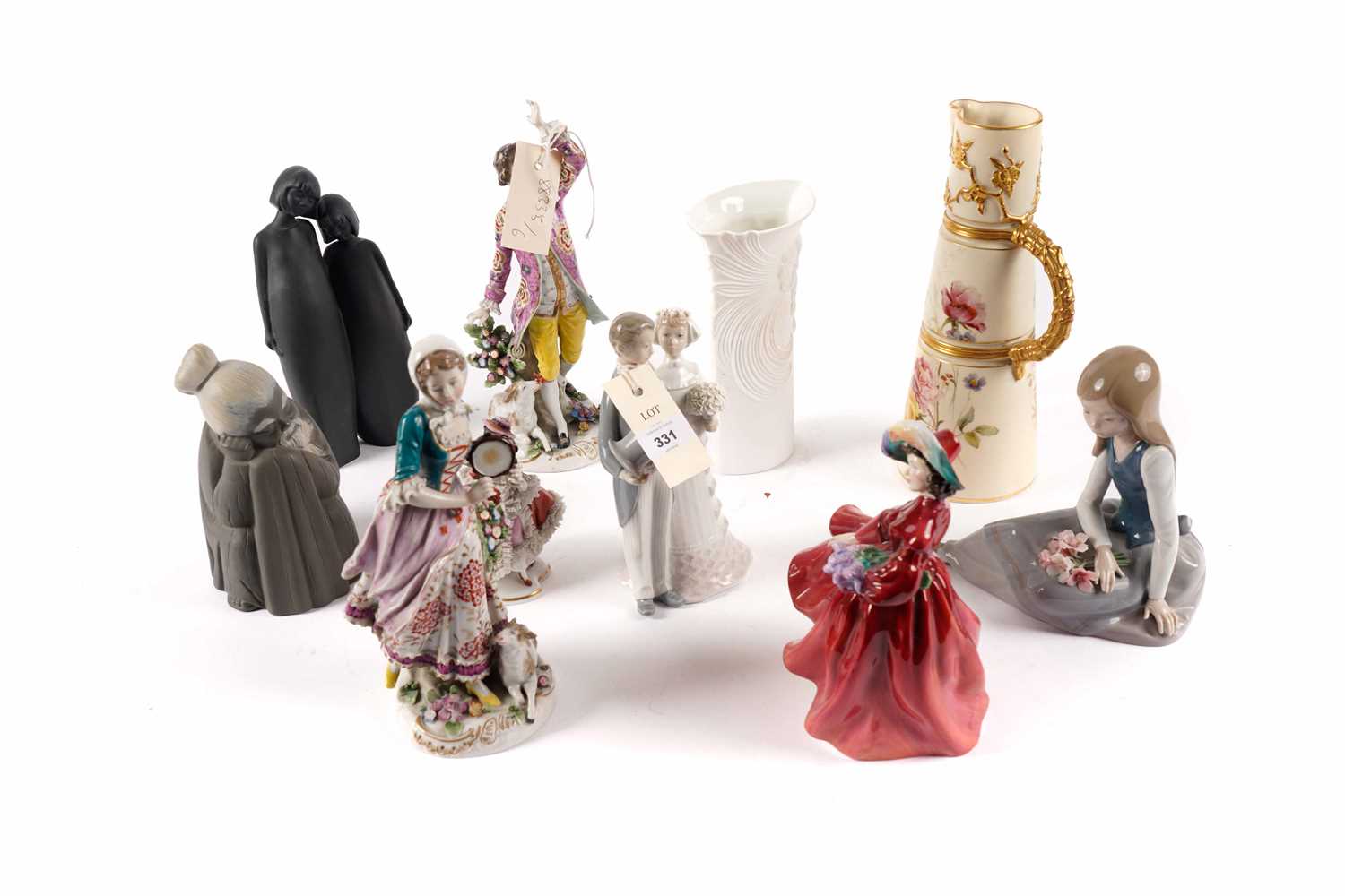 A selection of decorative ceramics