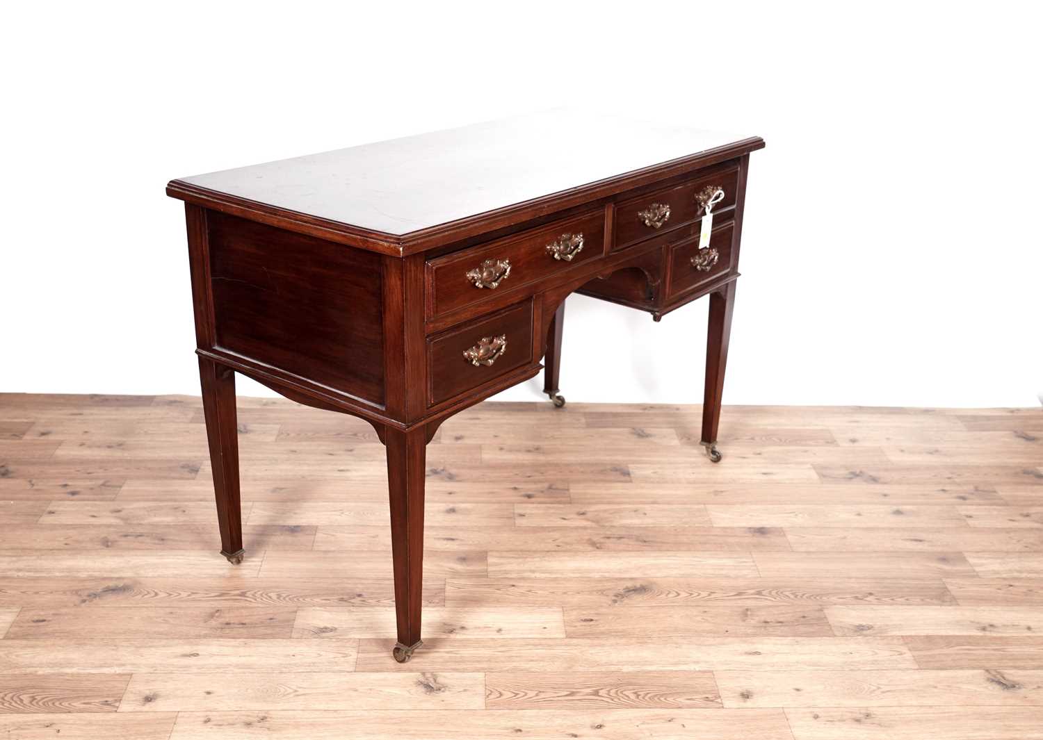 An Edwardian mahogany writing desk - Image 3 of 4