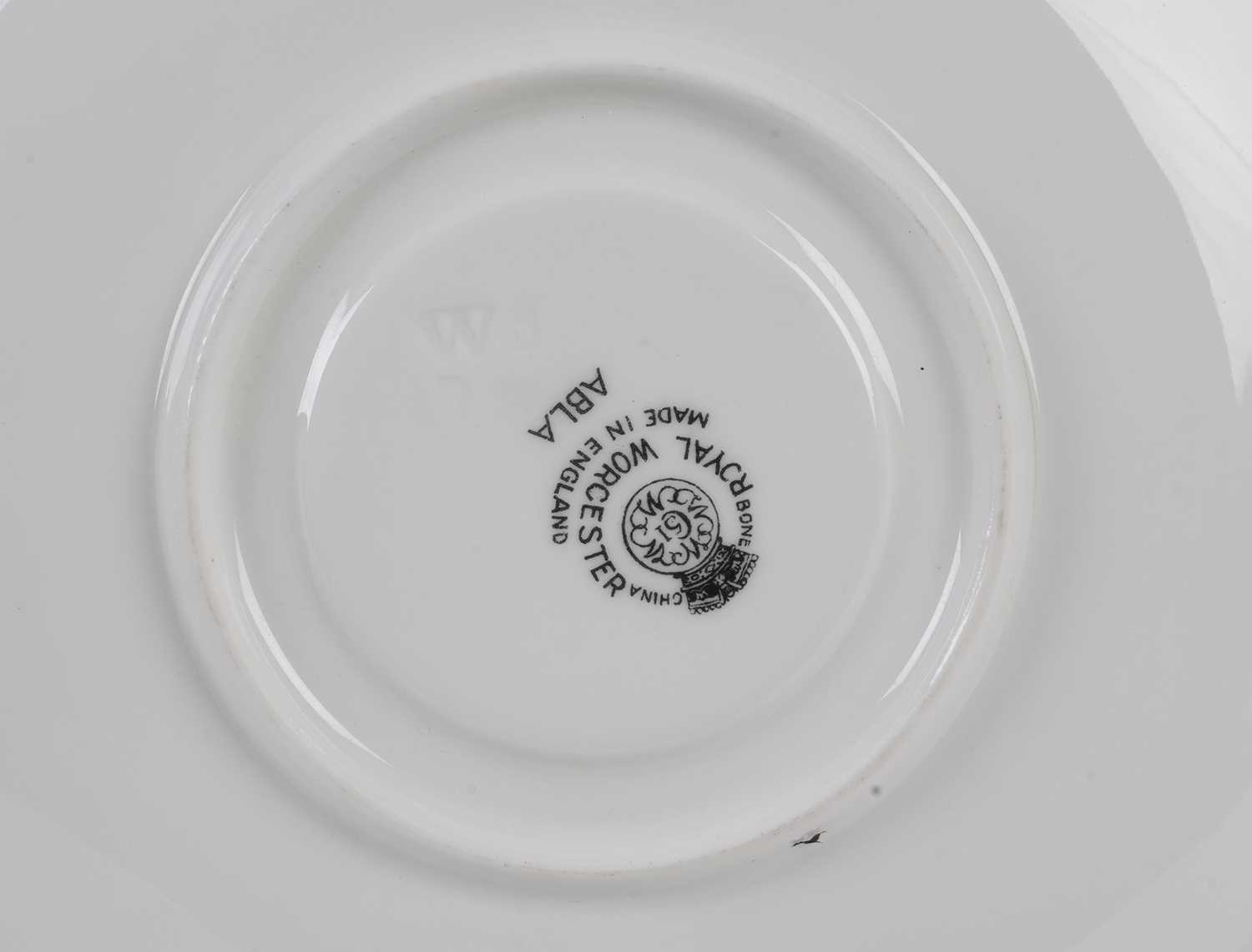 A Royal Worcester ‘Abla’ pattern tea service - Image 2 of 7