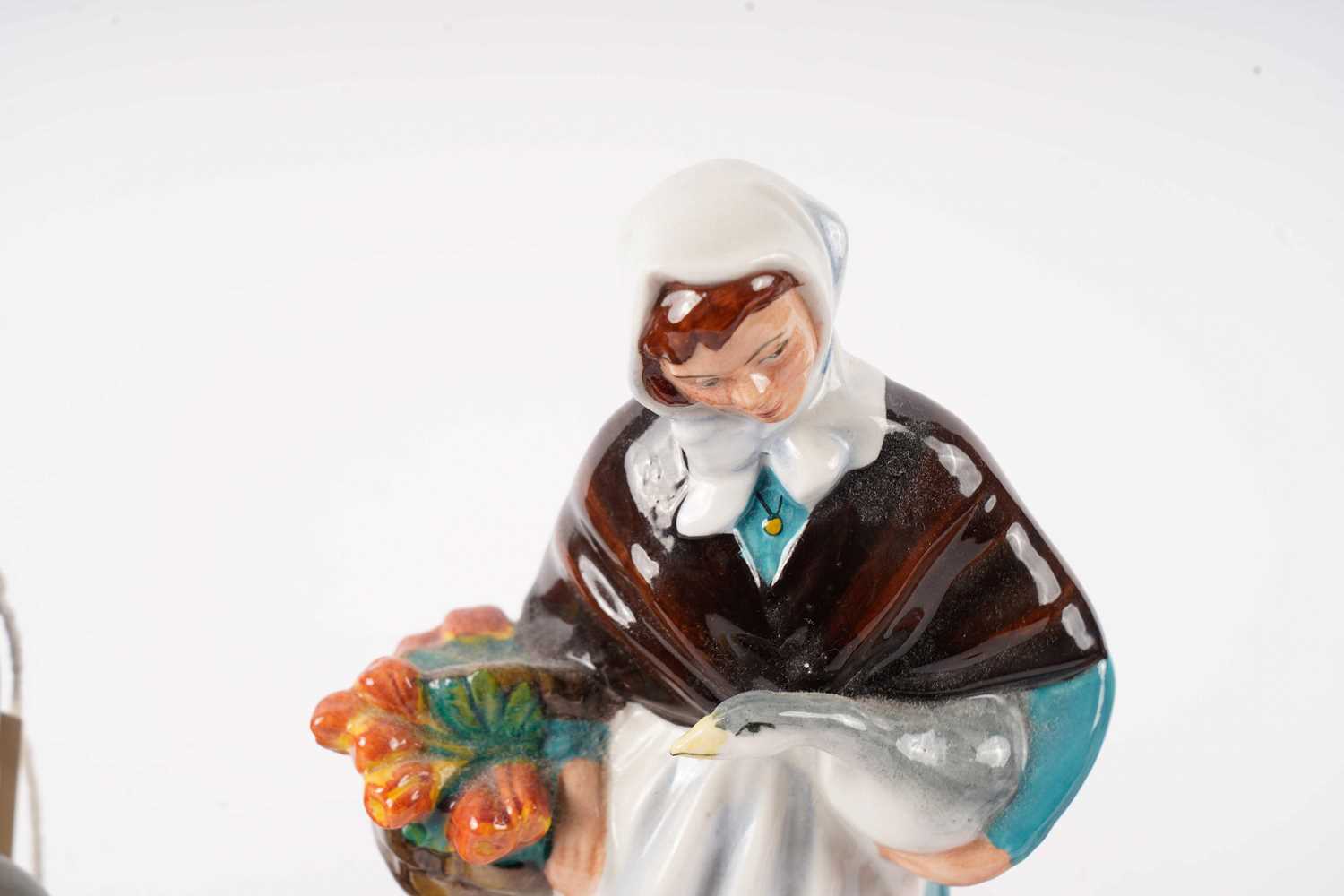 A collection of decorative Royal Doulton figures - Image 3 of 3