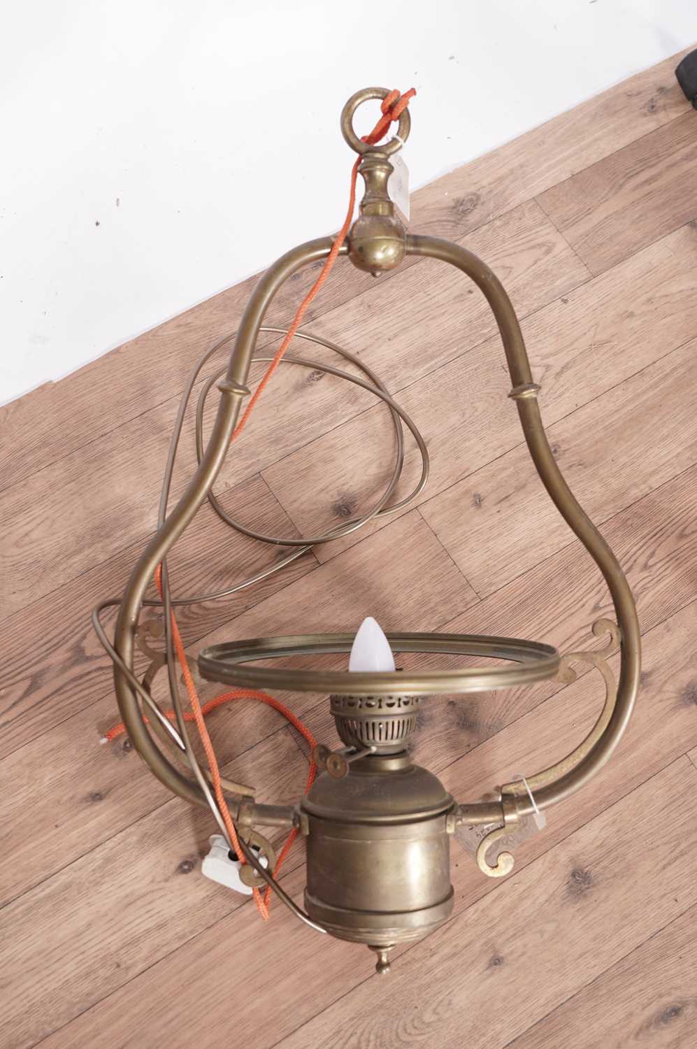 A brass hanging lamp and a Daray surgical spotlight - Image 3 of 5