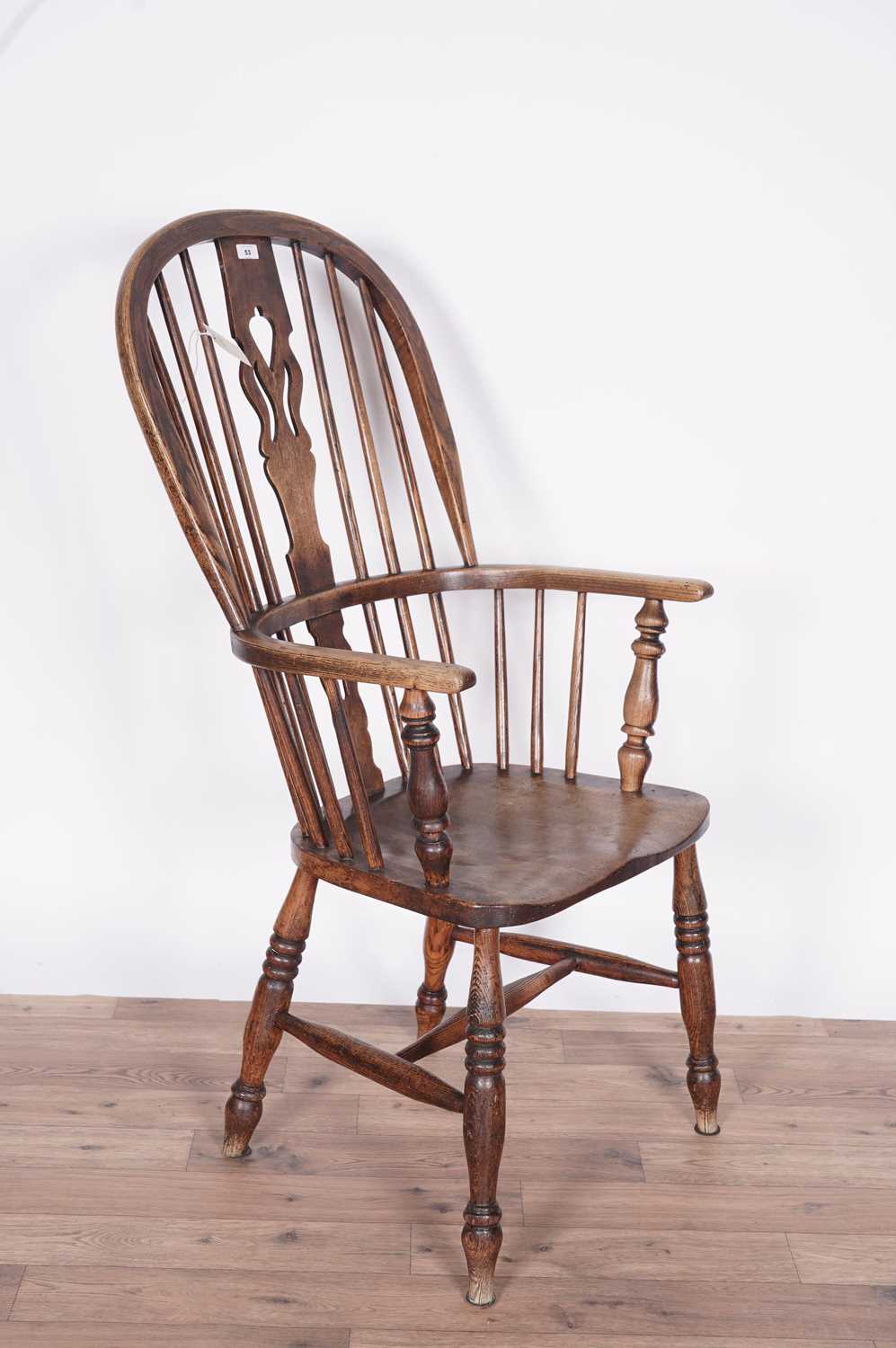 A 19th Century oak, ash and fruitwood Windsor chair - Image 5 of 5