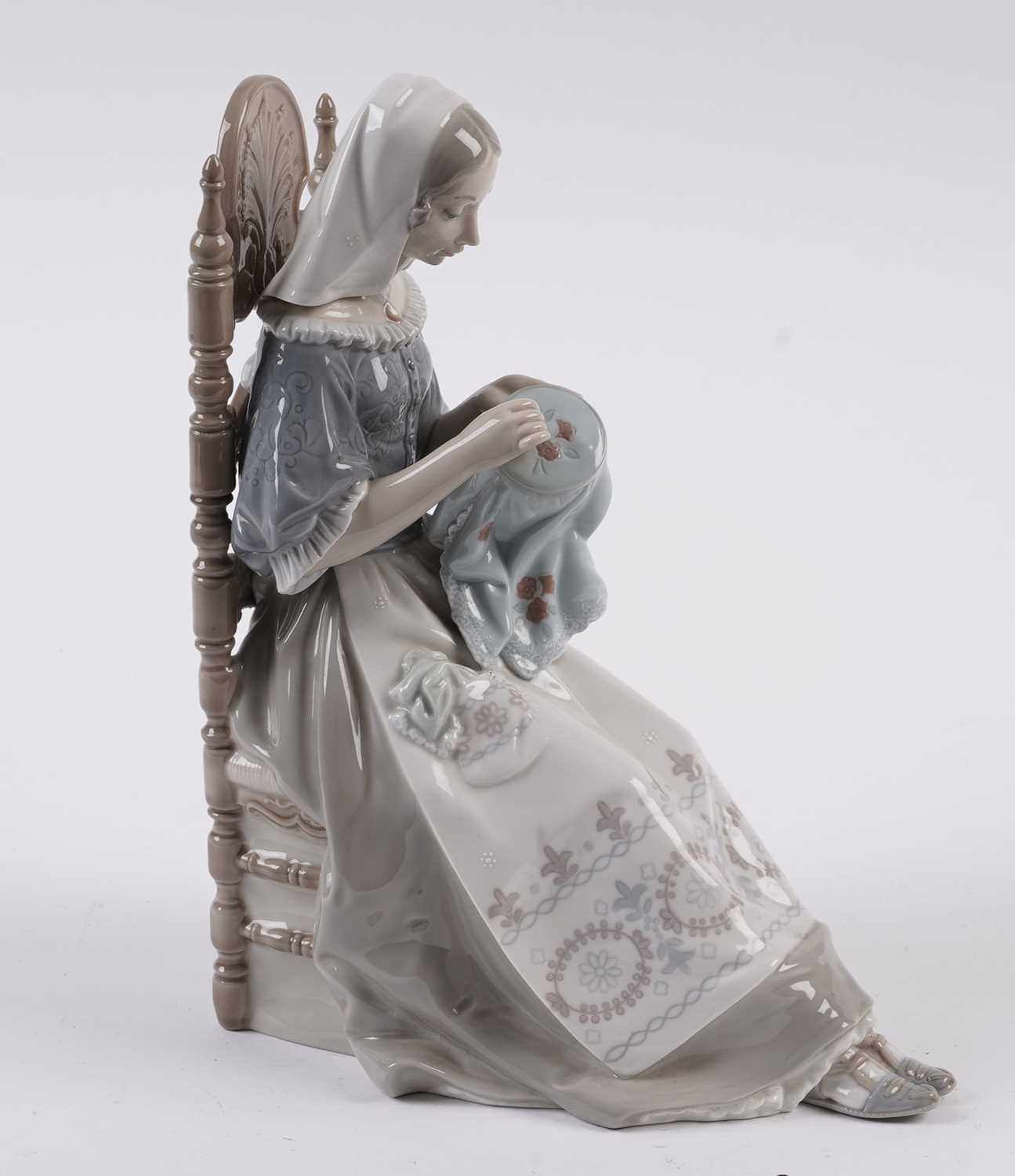 Lladro figurine of an embroiderer - Image 2 of 7