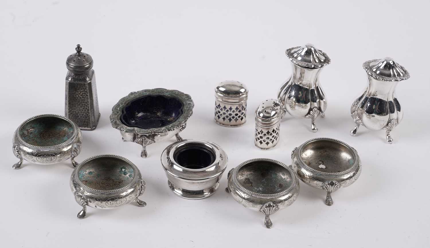 Assortment of silver-plated items - Image 2 of 3