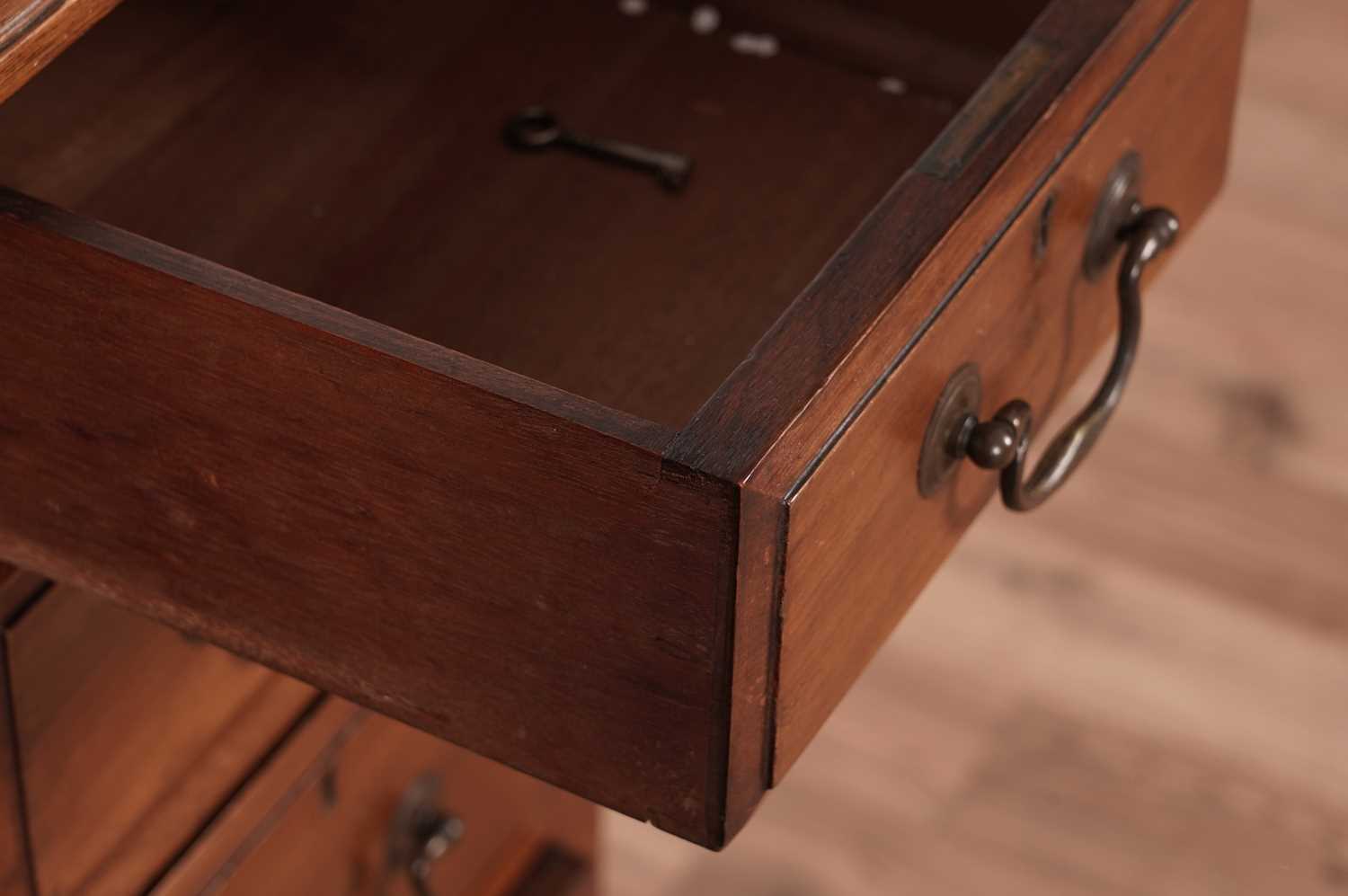 An early 20th Century walnut pedestal desk - Image 4 of 5