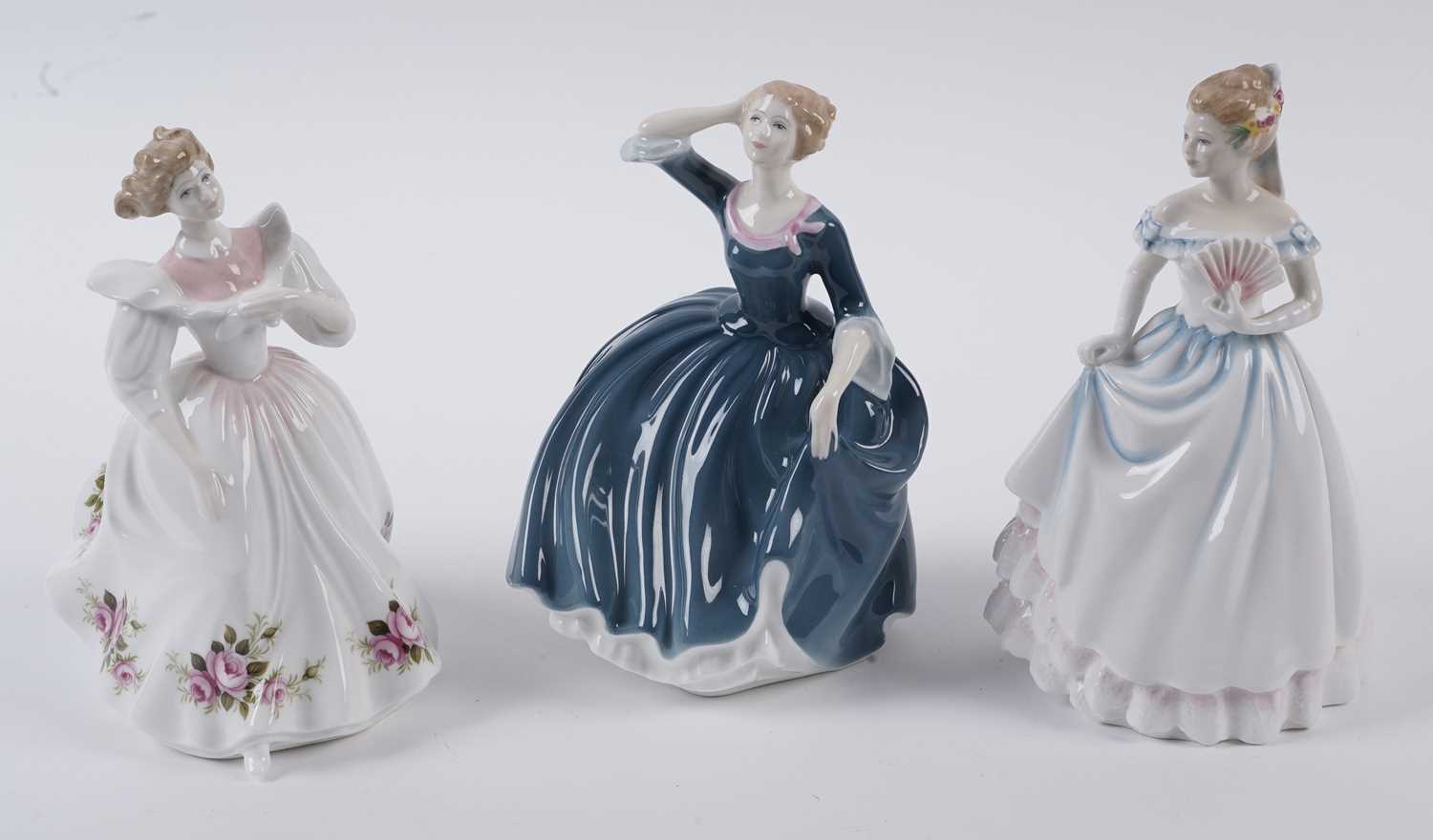 A collection of Royal Doulton ceramic figures of ladies - Image 7 of 9