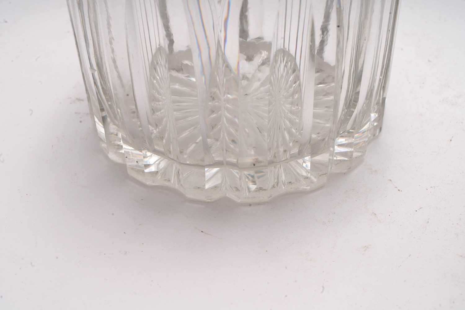 Pair of Victorian cut glass decanters - Image 9 of 12