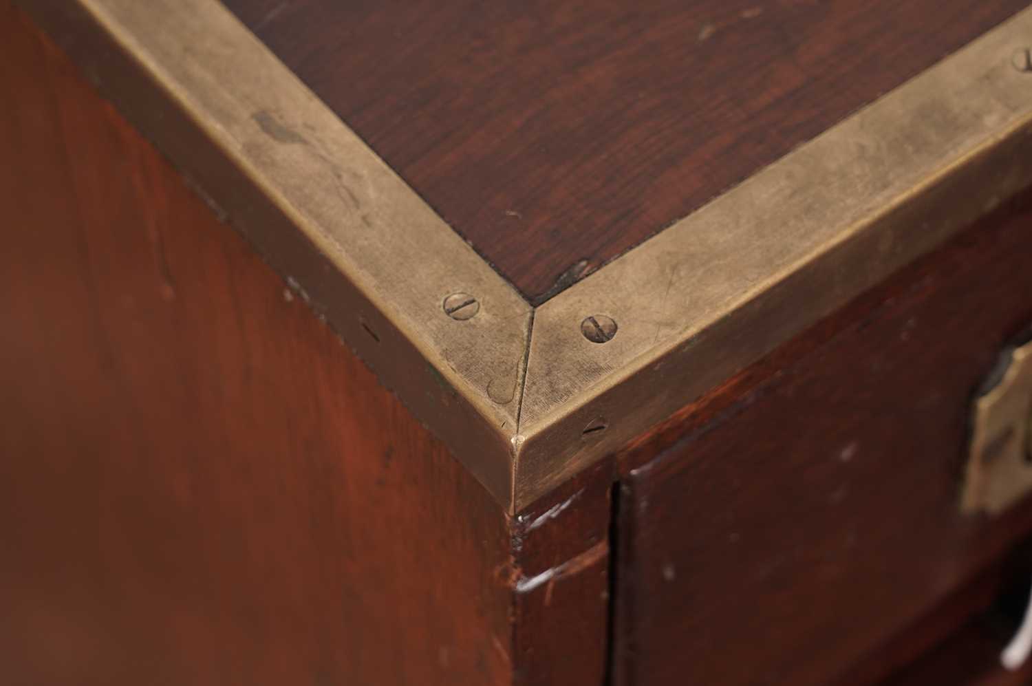 A pair of mahogany and brass bound bed side chests - Image 4 of 9