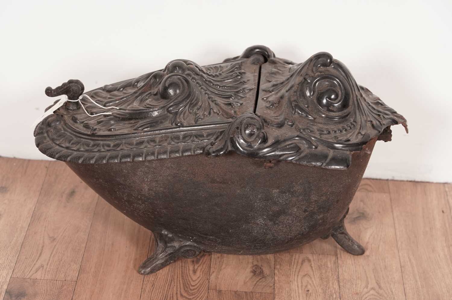 A cast iron coal bin - Image 2 of 4