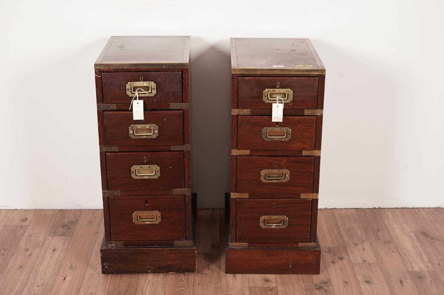 A pair of mahogany and brass bound bed side chests - Image 2 of 9