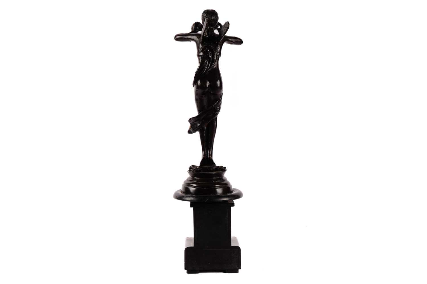 An early 20th Century bronze figure of a fairy - Image 2 of 5